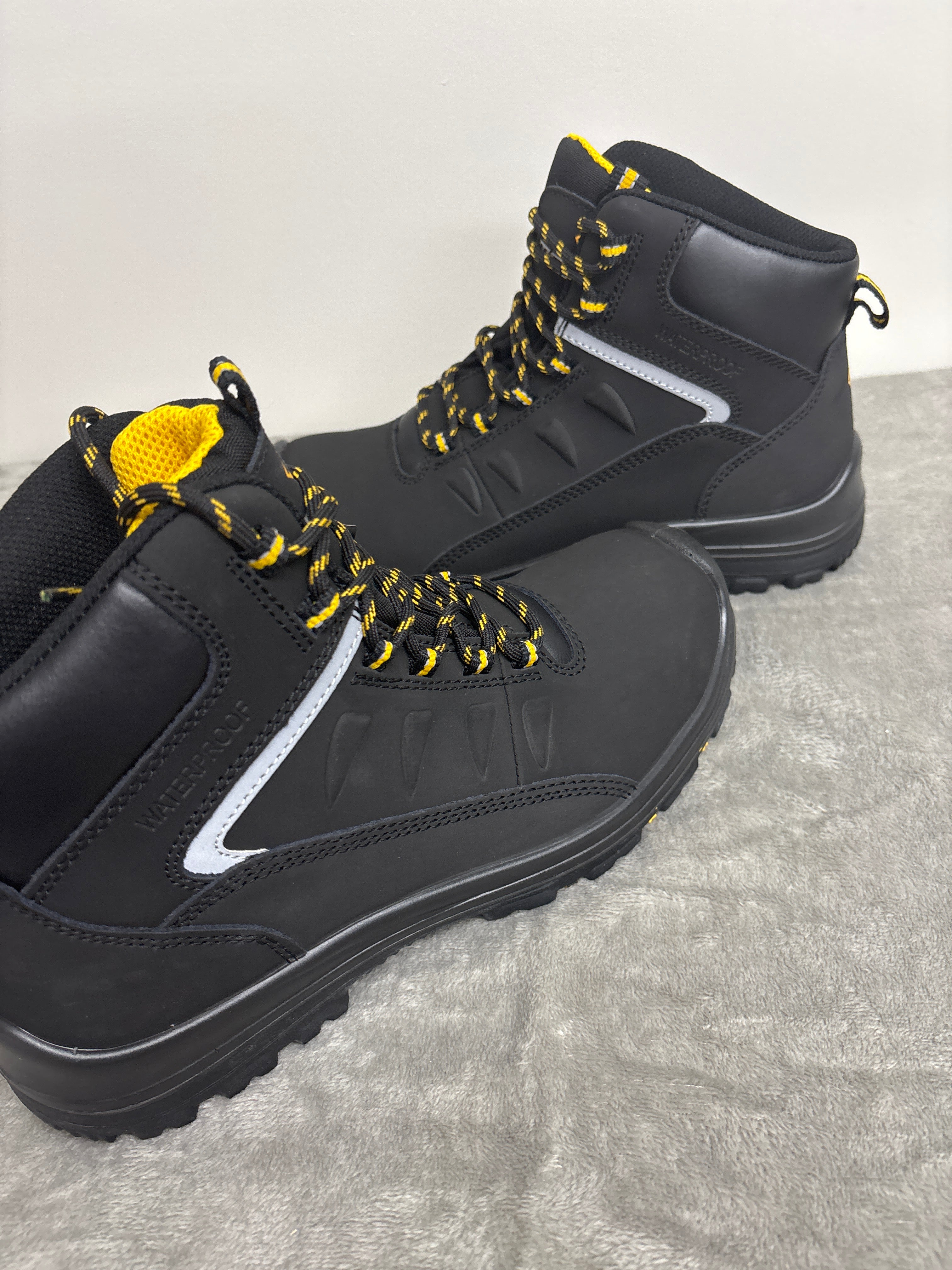 Terra Findlay composite safety toe