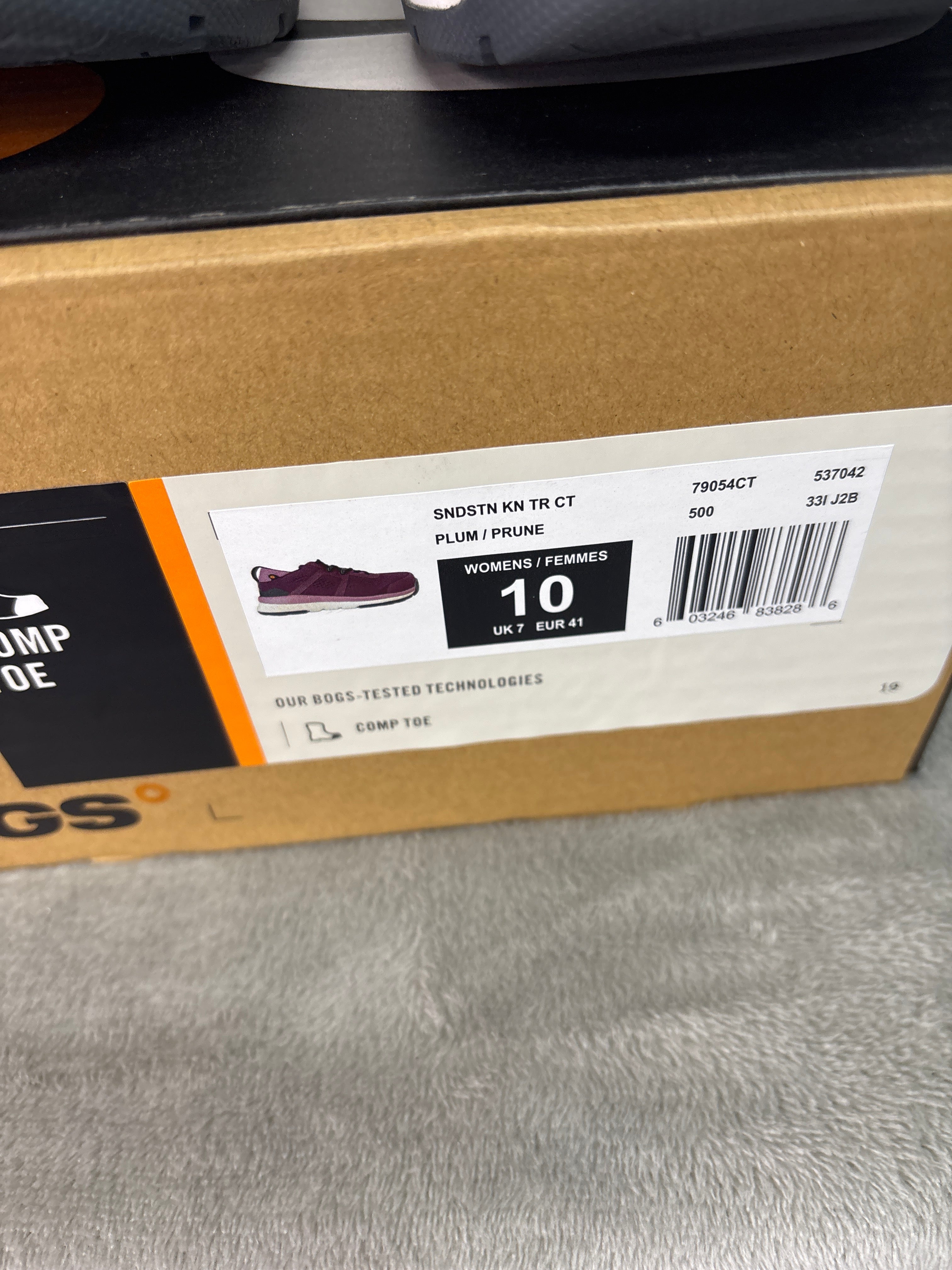 BOGS purple BOOS athletic shoes