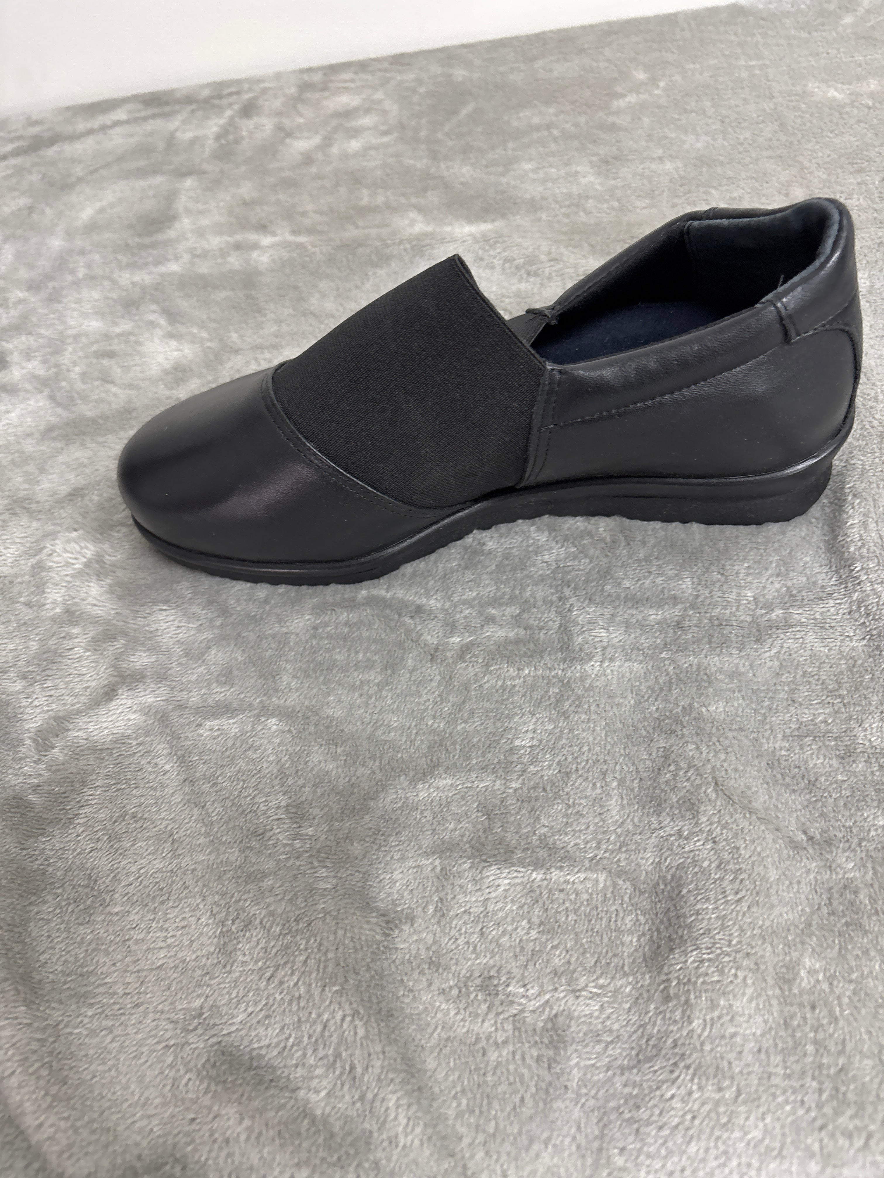 David Tate slip-on shoes