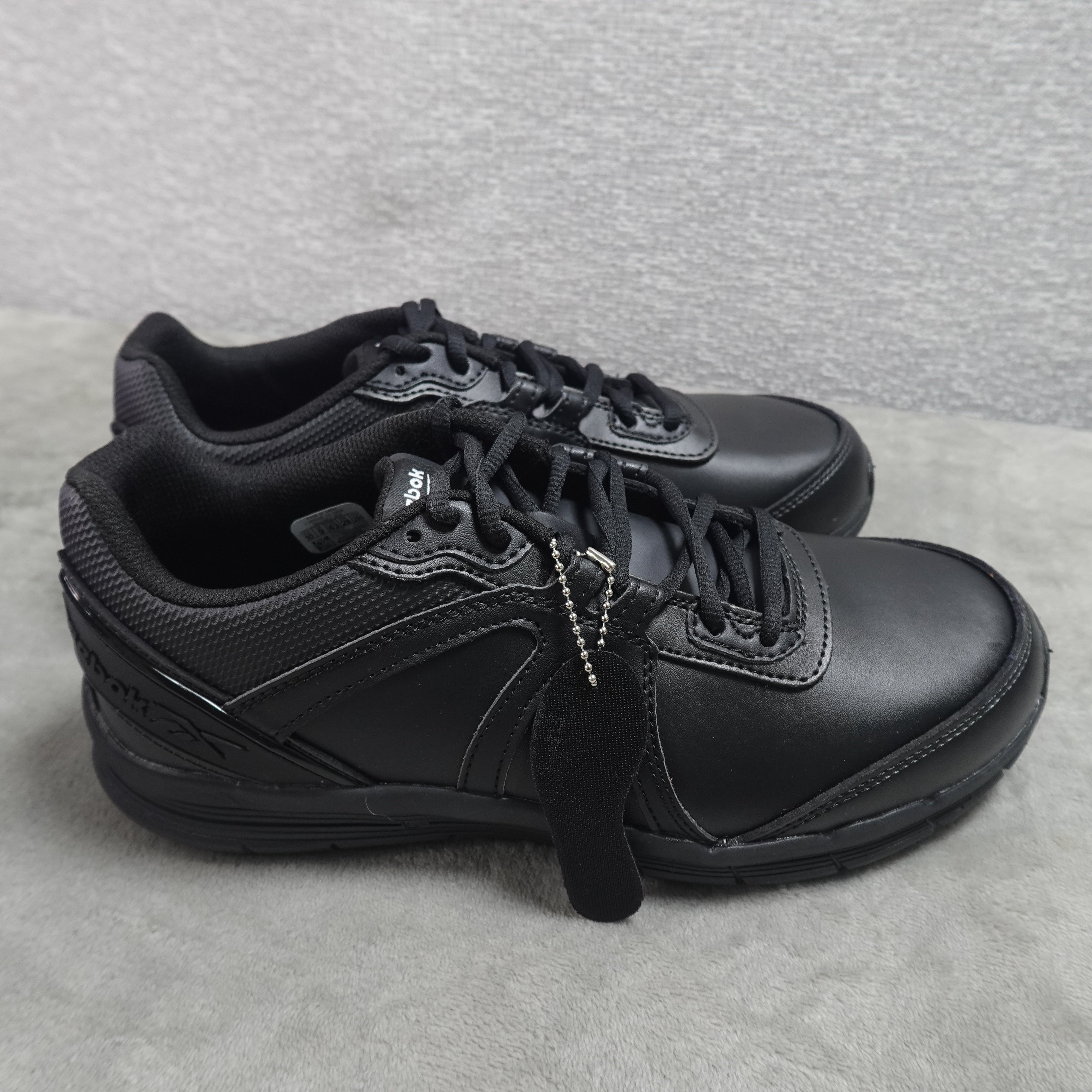reebok Men's Size 10W Performance Cross Trainer Shoes