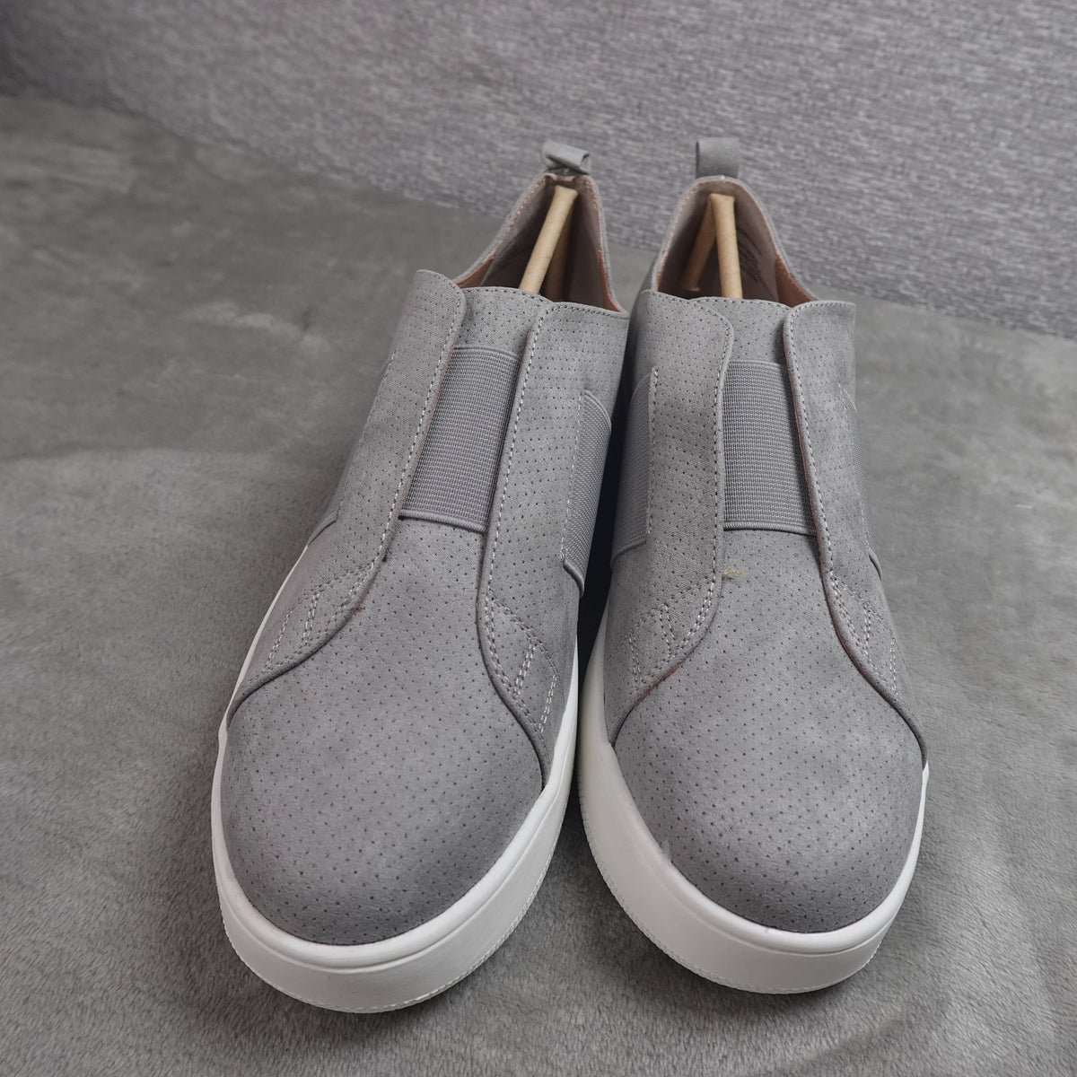 Steve Madden Brad Light Grey Size 9.5