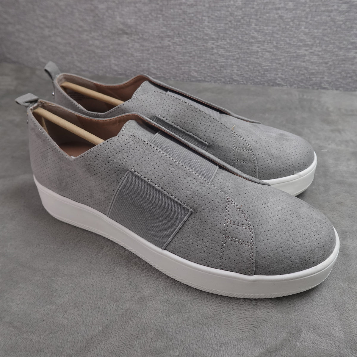 Steve Madden Brad Light Grey Size 9.5