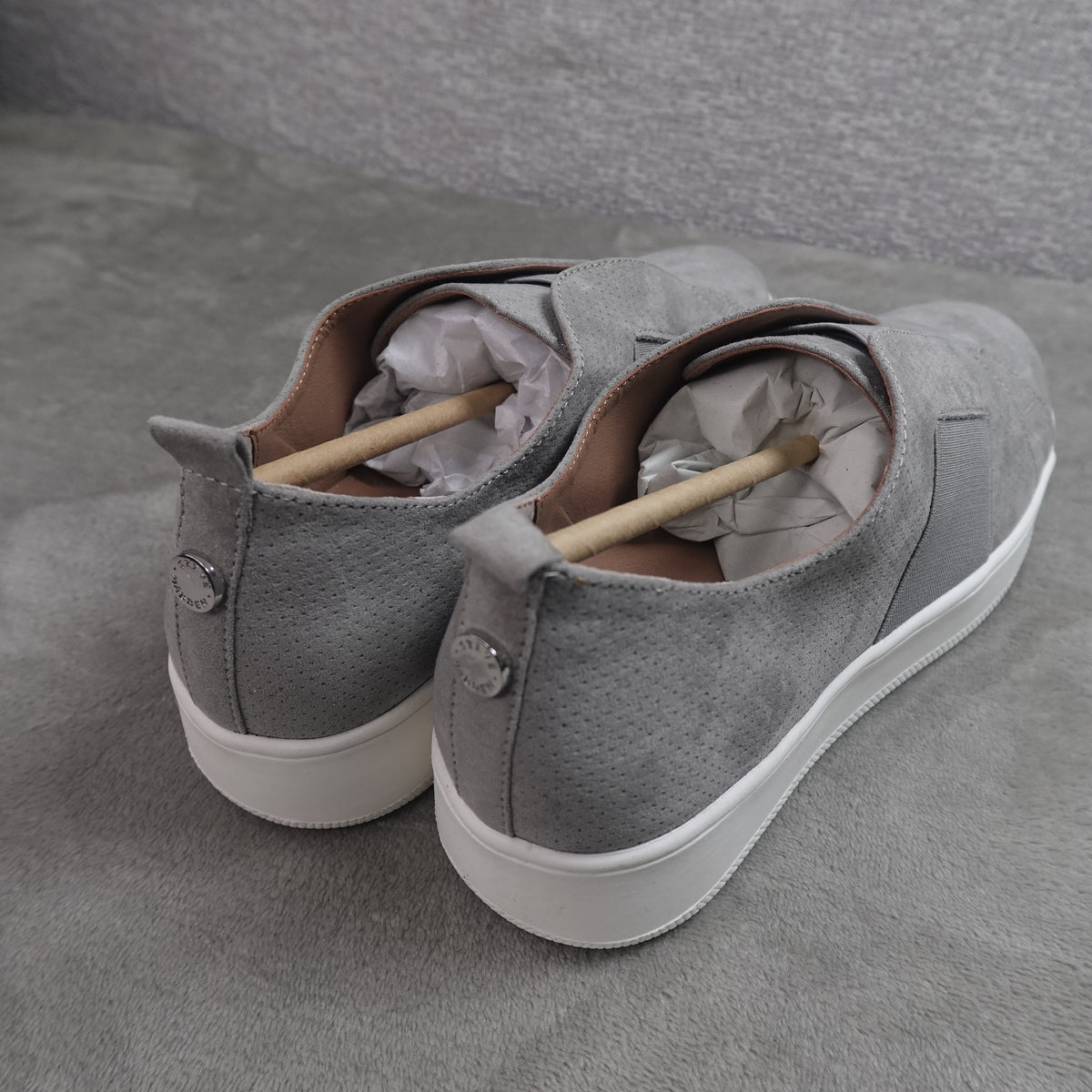 Steve Madden Brad Light Grey Size 9.5