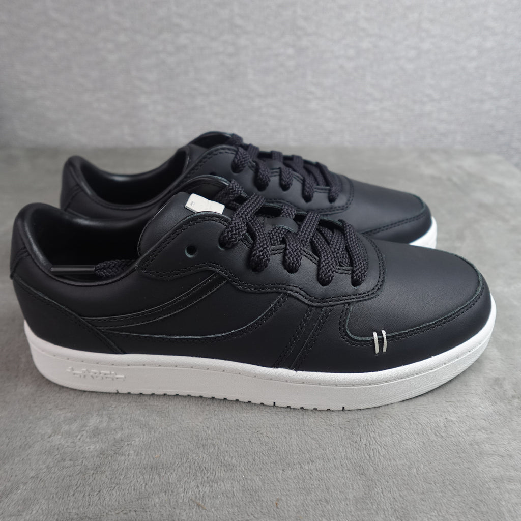 LABEL Go-To Low Sneakers – Black/White – Men's 7.5 / Women's 9