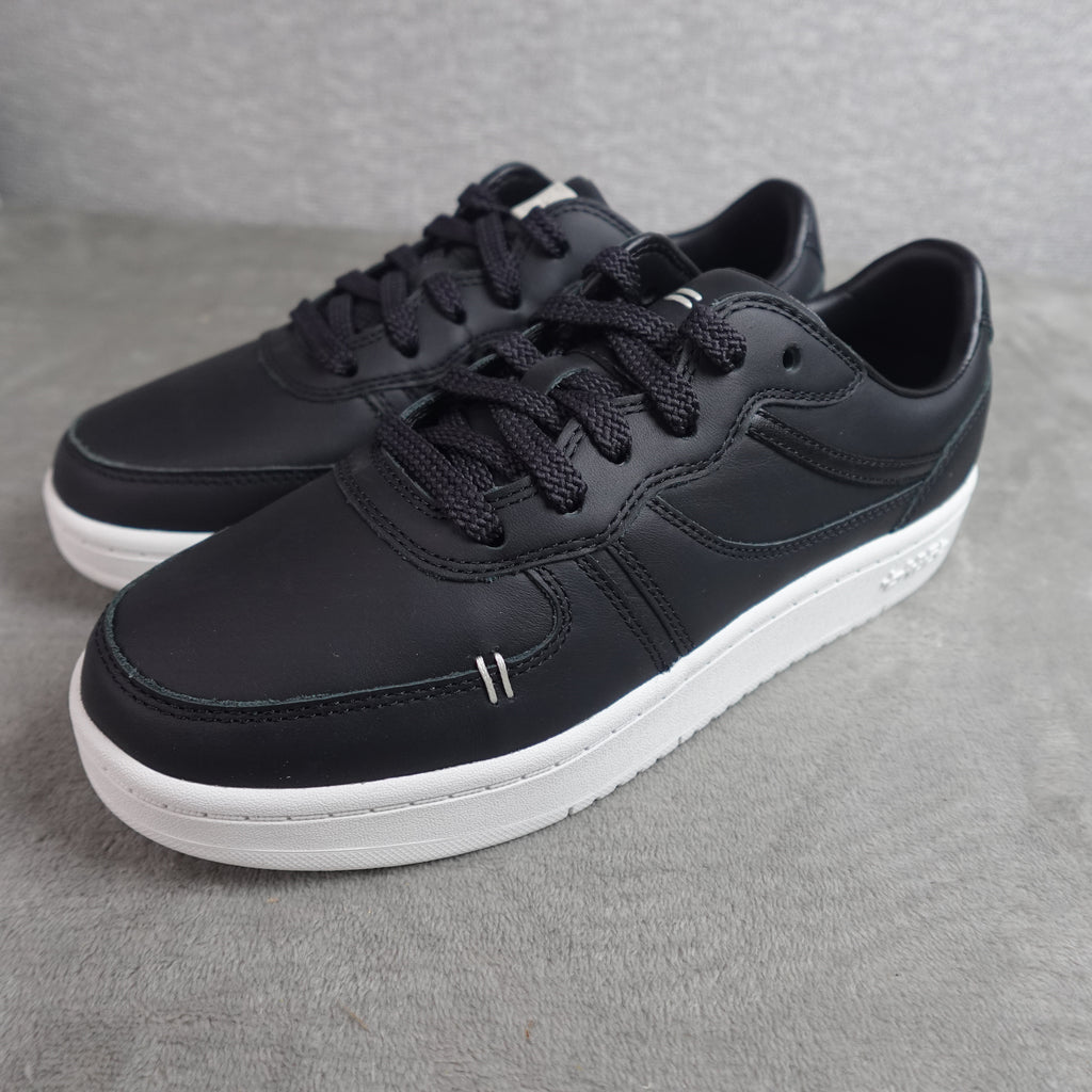 LABEL Go-To Low Sneakers – Black/White – Men's 7.5 / Women's 9