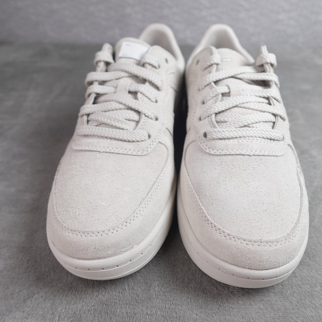 LABEL Go-To Low Unisex Sneakers – Putty/Putty – Women's 10 / Men's 8.5