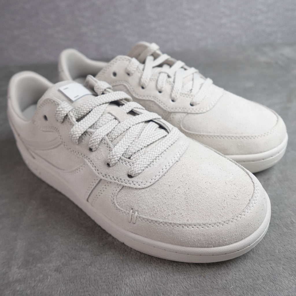 LABEL Go-To Low Unisex Sneakers – Putty/Putty – Women's 10 / Men's 8.5
