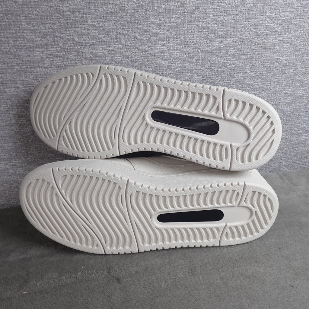 LABEL Go-To Low Unisex Sneakers – Putty/Putty – Women's 10 / Men's 8.5