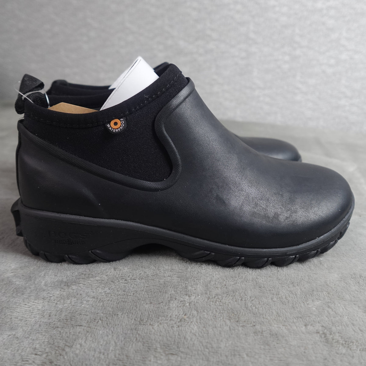 BOGS Women's Sauvie Chelsea Waterproof Slip-On Boots Black Size 6 M 72201-001
