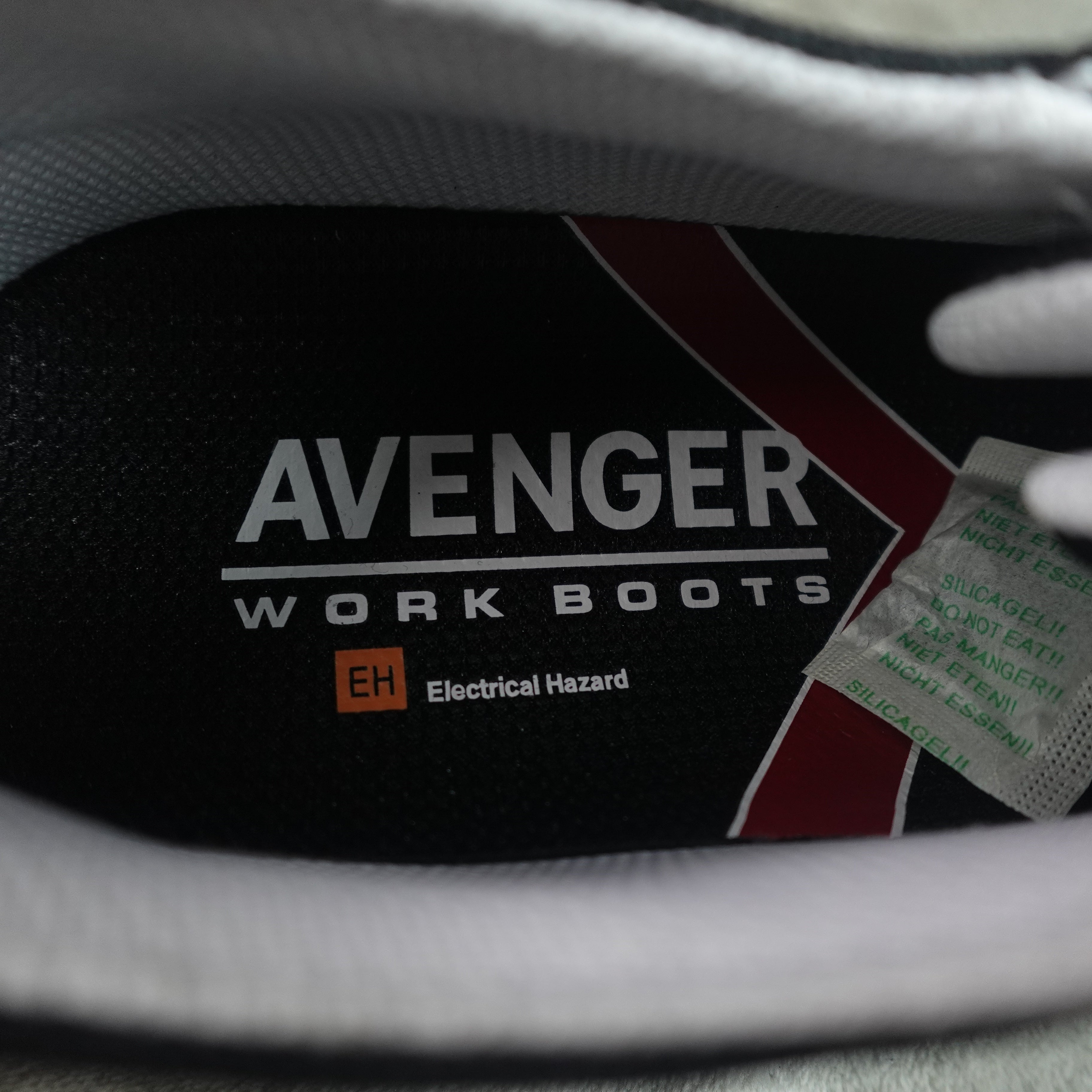 Avenger Blade A320 Men's Safety Toe Work Shoes – Size 13 Medium – Black/White