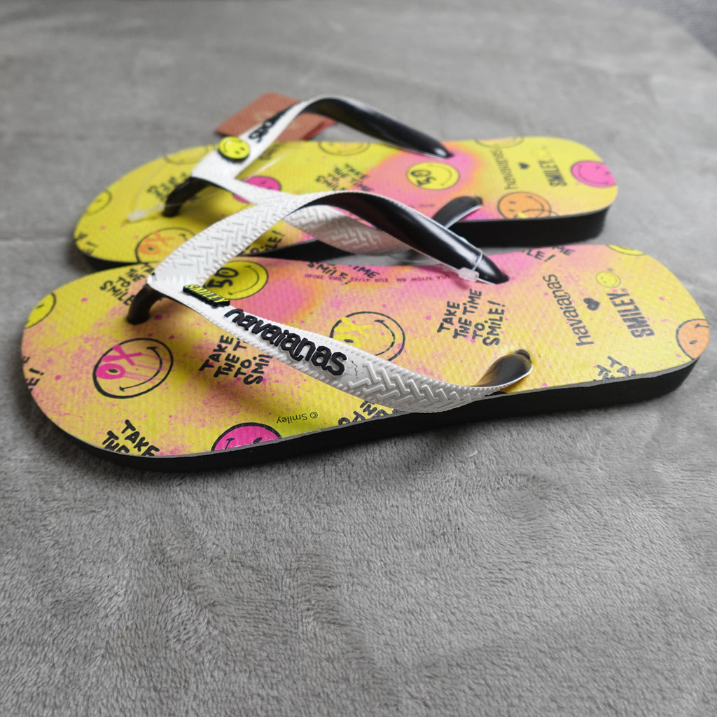 Havaianas Top Smiley 50th Flip Flops Black 39/40 Men's 7-8 Women's 9-10