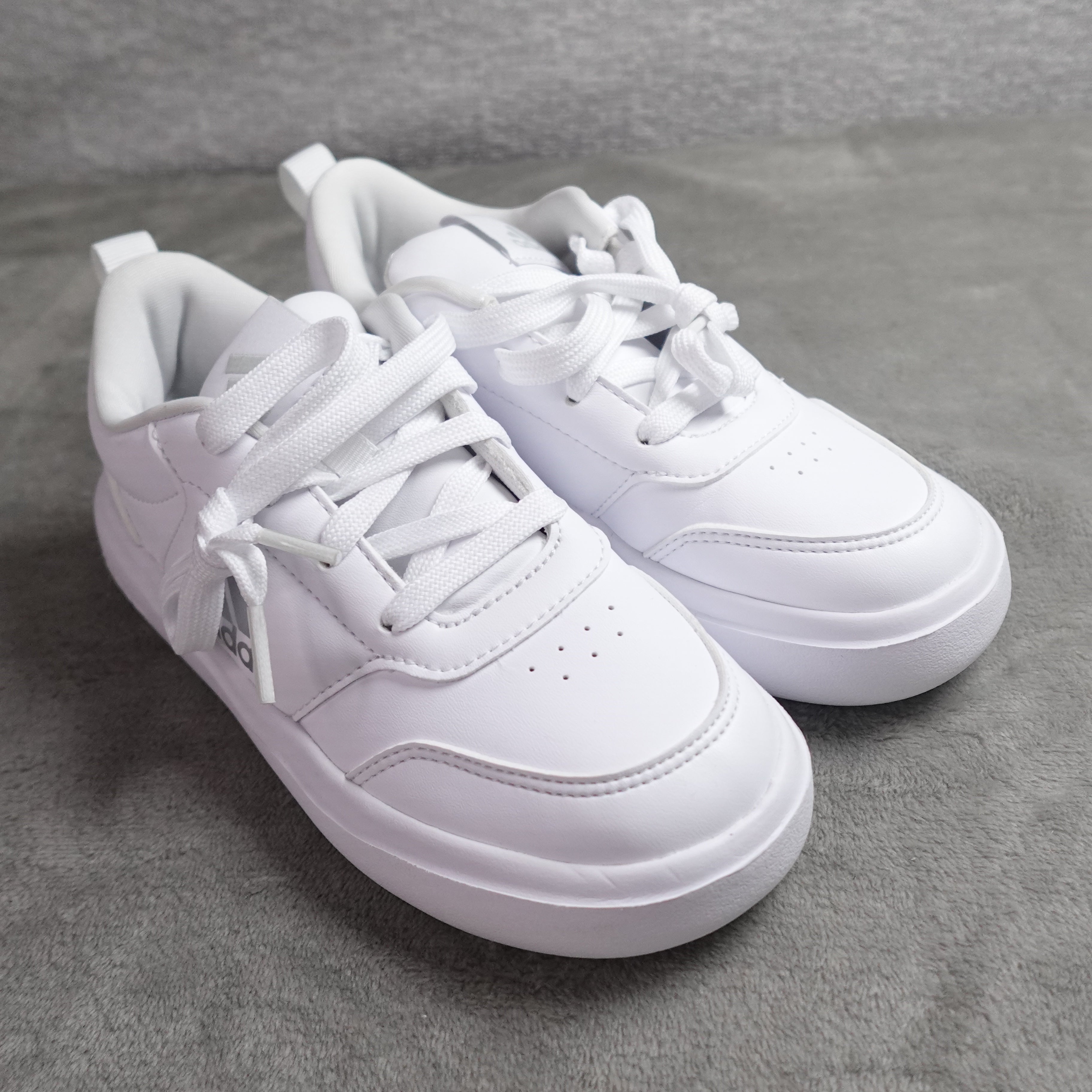 adidas Park ST Kids Sneakers Size 1  White/Silver Cloudfoam