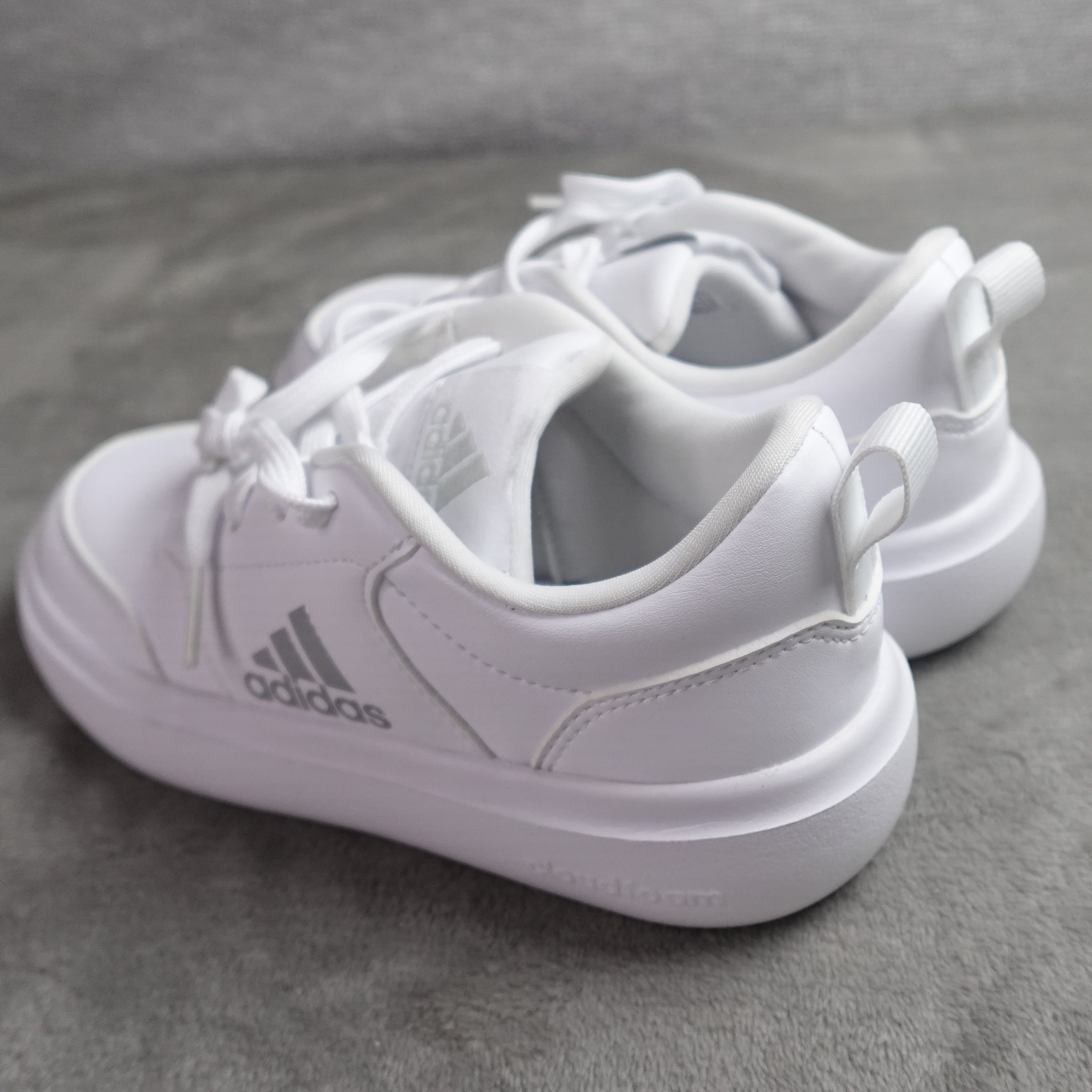 adidas Park ST Kids Sneakers Size 1  White/Silver Cloudfoam