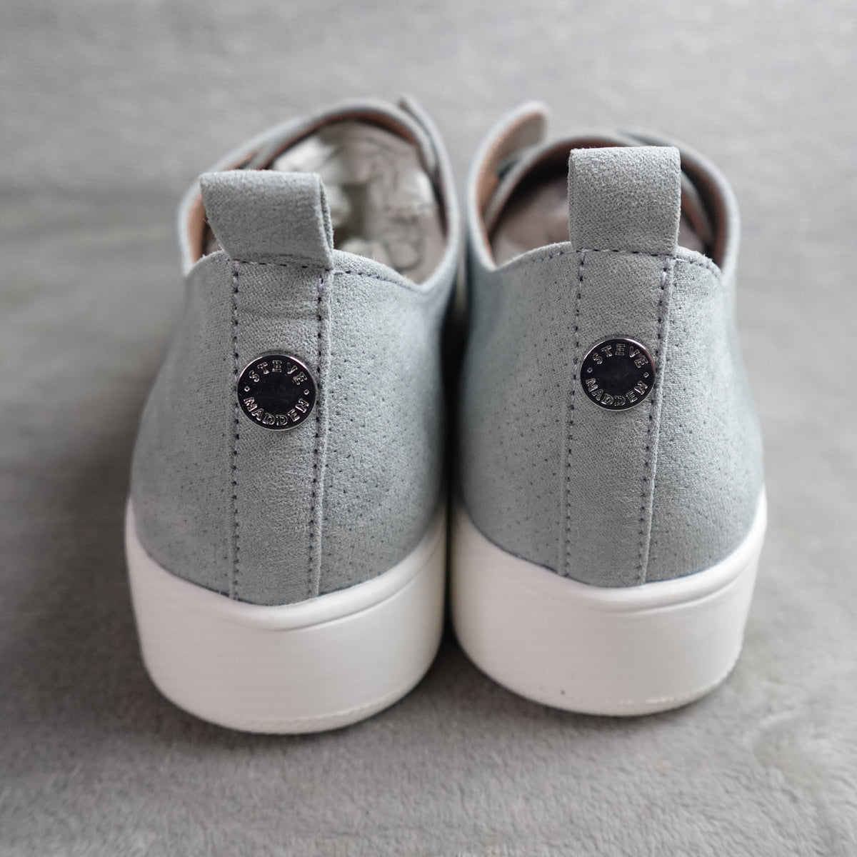 Steve Madden Brad Light Blue Women's Size 8 Slip On Sneakers BRADO1S1