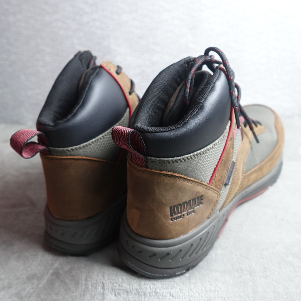 Kodiak Men's Work Boots Size 11 Brown KD0A4NL1A34 T-Sport WP EH CT