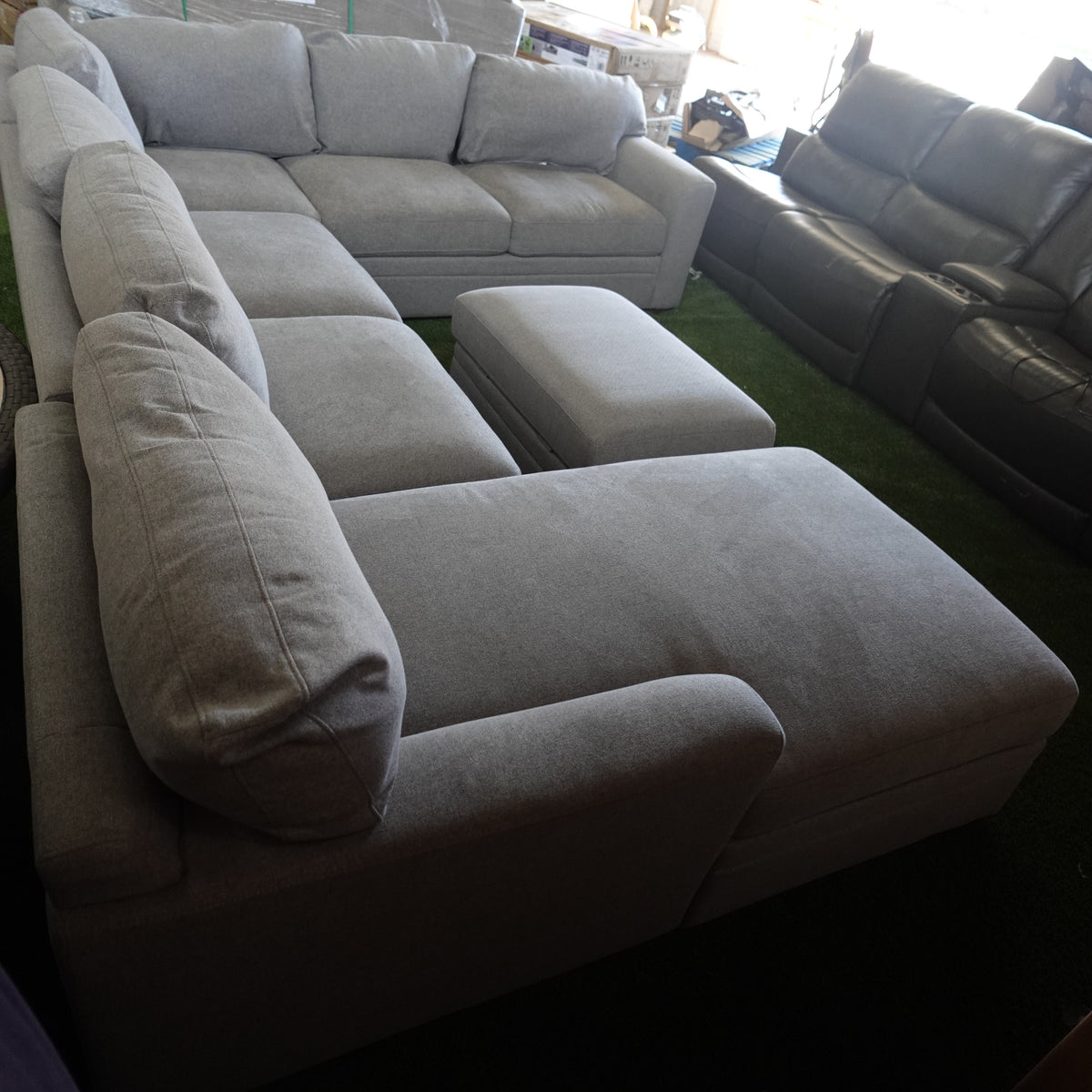 Thomasville Langdon Fabric Sectional with Chaise and Storage Ottoman, Gray