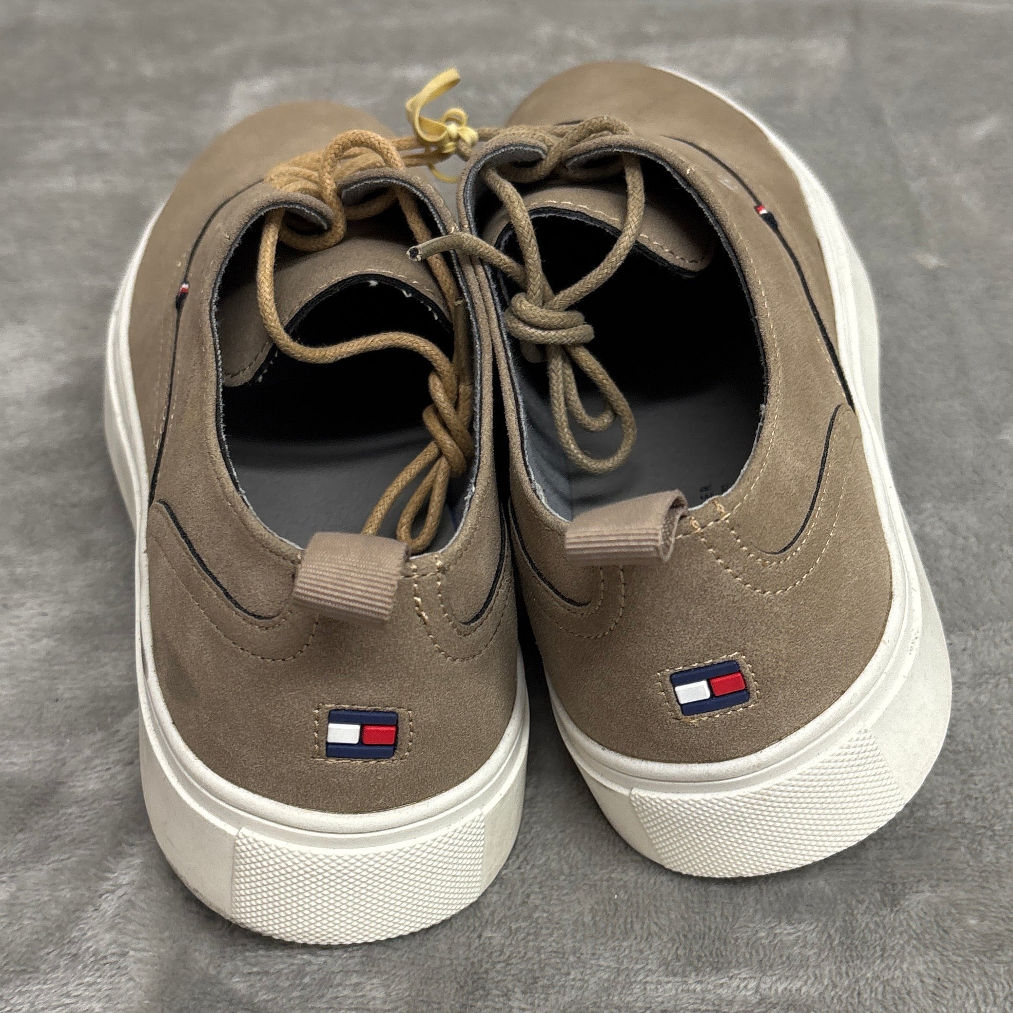 Tommy Hilfiger low-top sneakers
