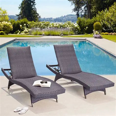 Palm Aire Padded Woven Chaise Lounge with Wheels