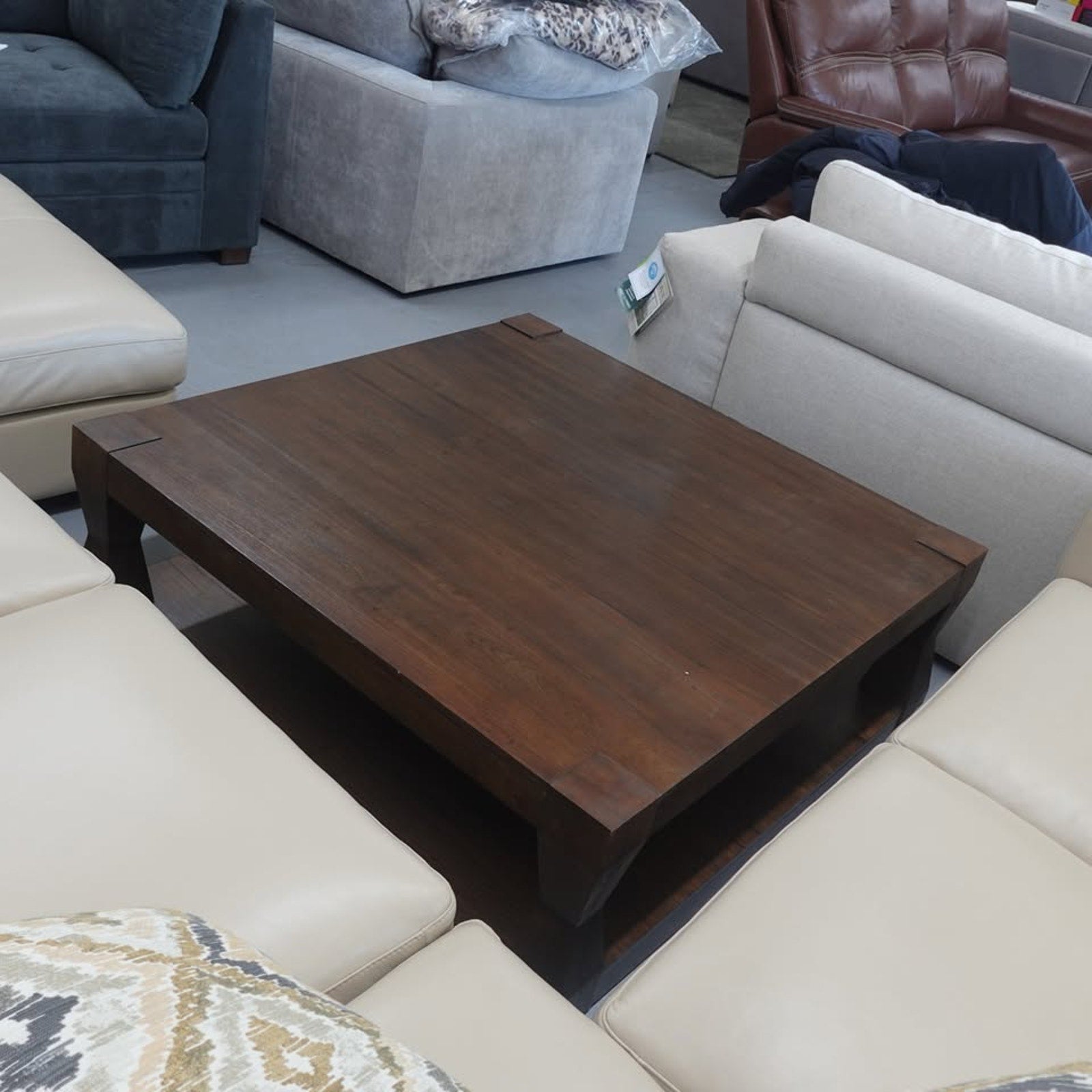 Kingswood 45” Coffee Table