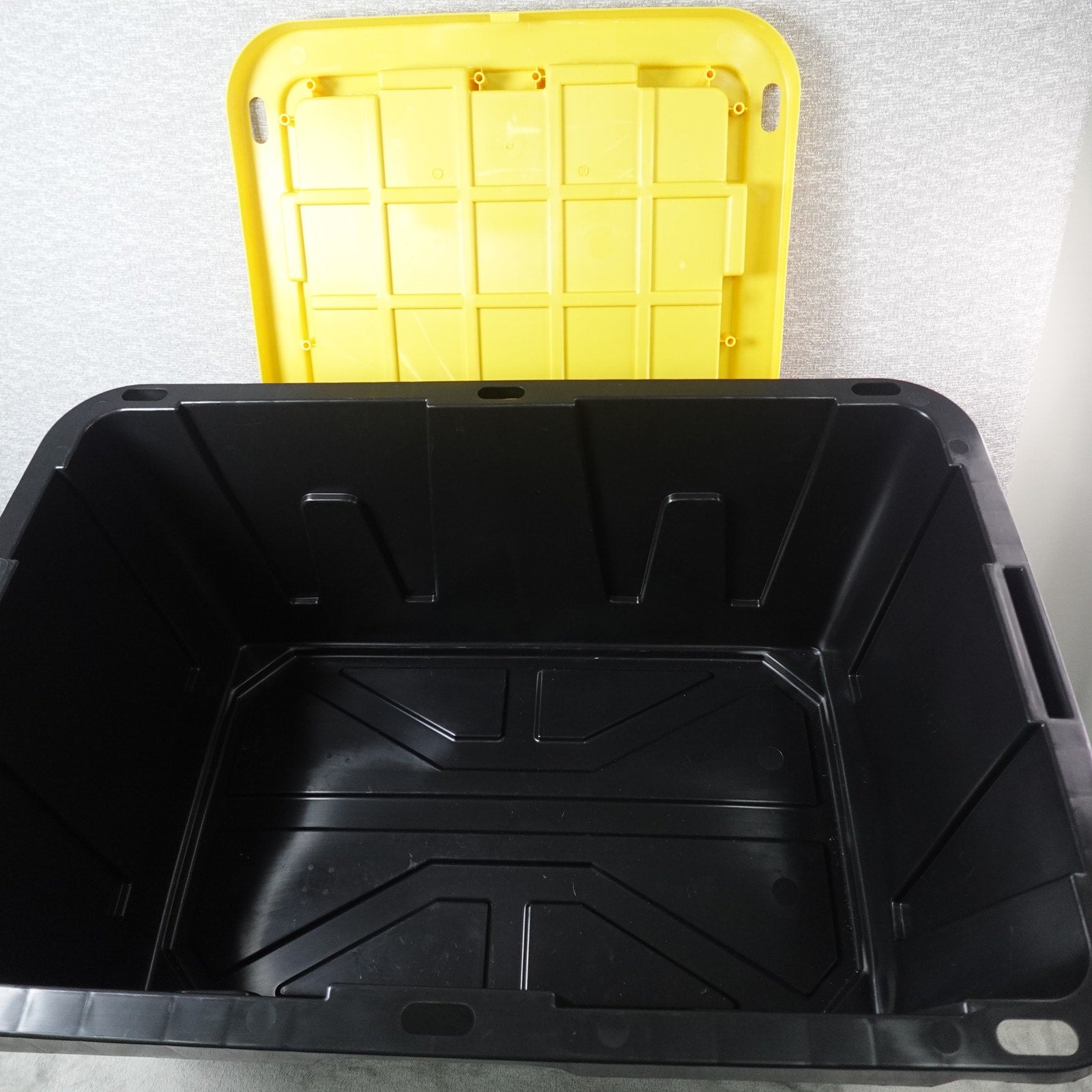 Greenmade Storage Bin with Yellow Lid, 27 Gallon
