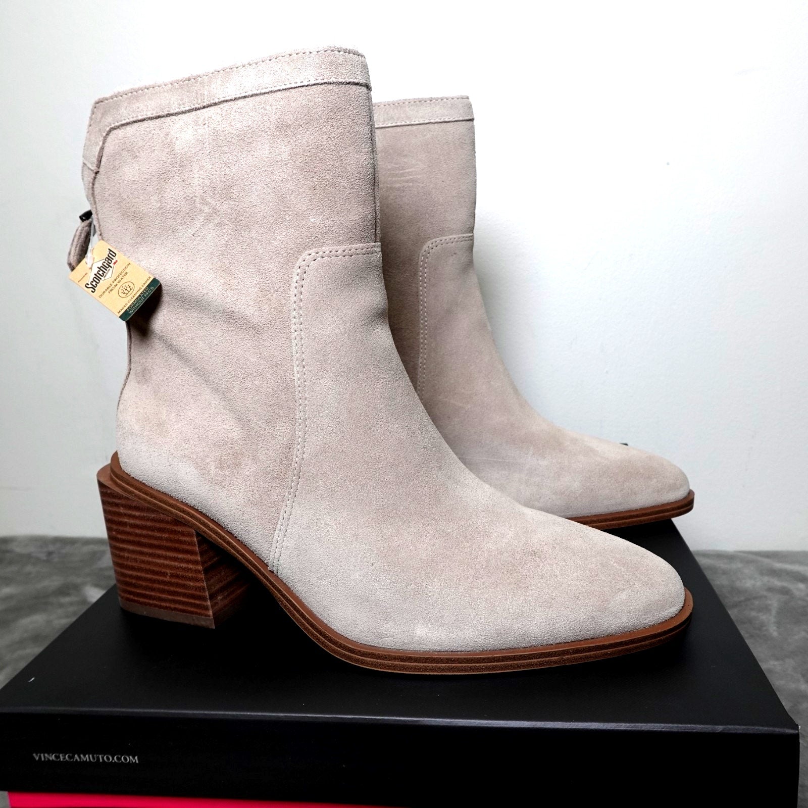 Vince Camuto Verona VC0KORTIMY Women’s Boots Almond Beige Ankle Block Heel 7.5w