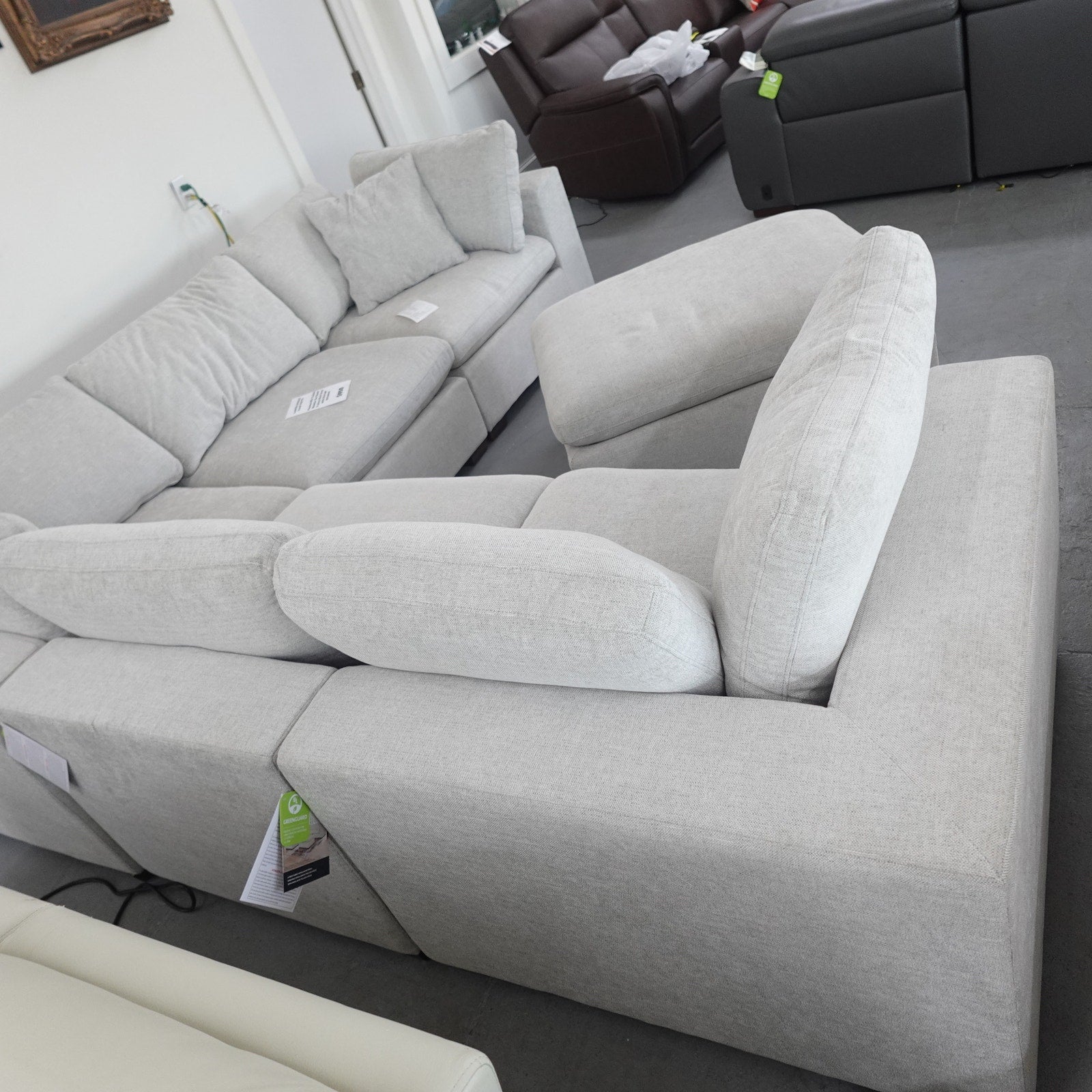 Thomasville Lowell 6-piece Modular Sectional