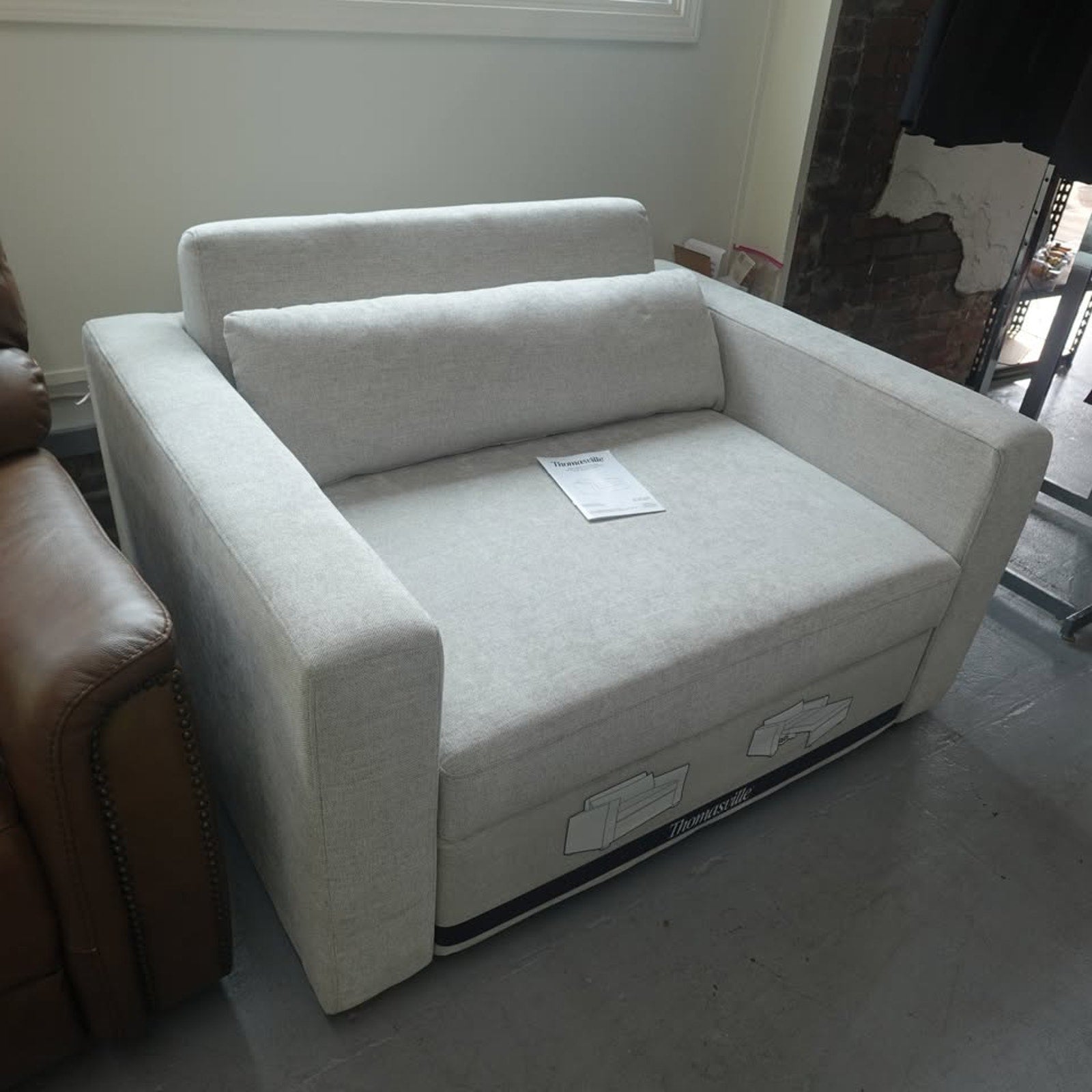 Thomasville Dillard Fabric Twin Size Convertible Sleeper Chair