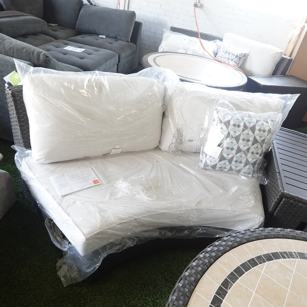 Sunvilla Outdoor Curved Patio Set – 4 Piece (NEW) – $1,199 OBO