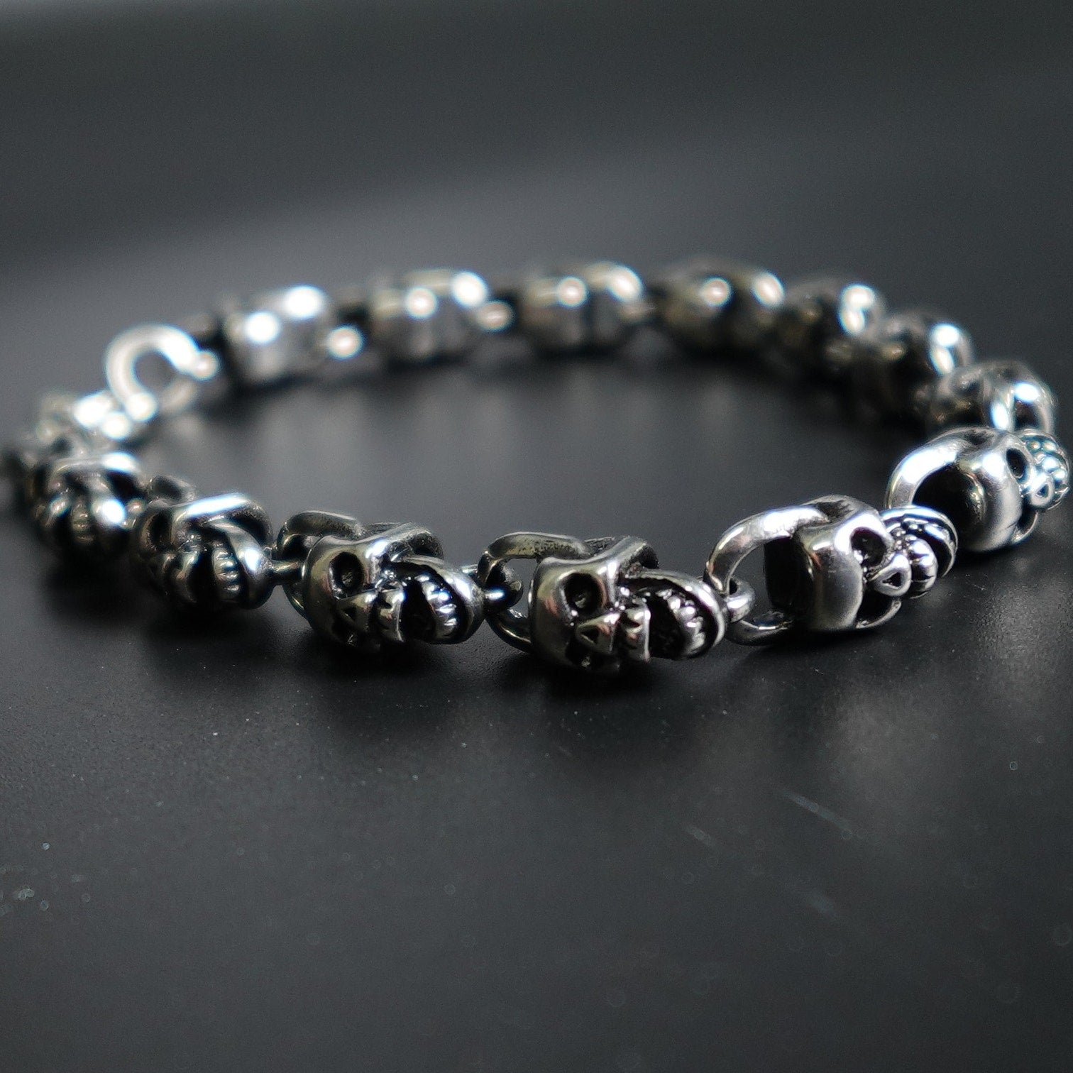 Stainless Steel Skull Bracelet SBR-5305
