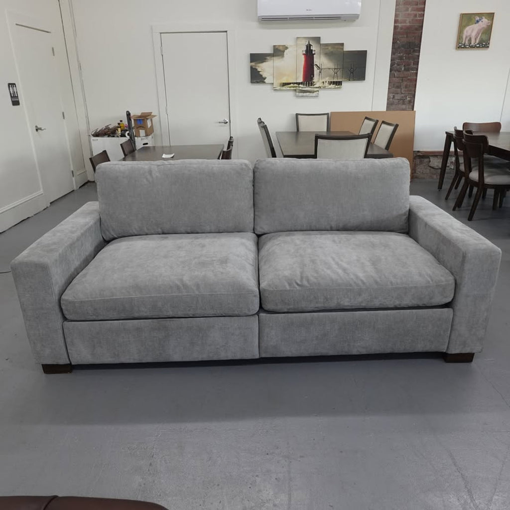 Henredon Skye Sofa with 2 Power Footrests
