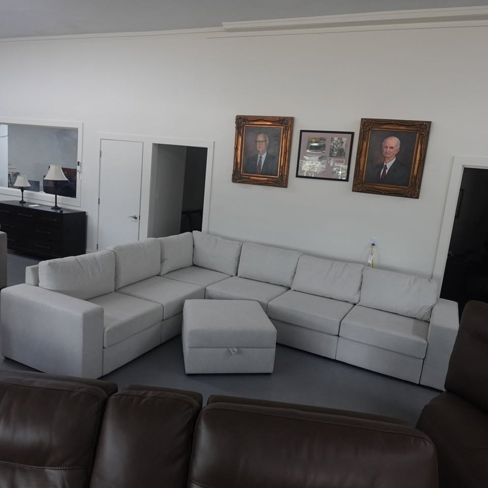 Flexsteel Modular Sectional with Storage Ottoman- Light Tan