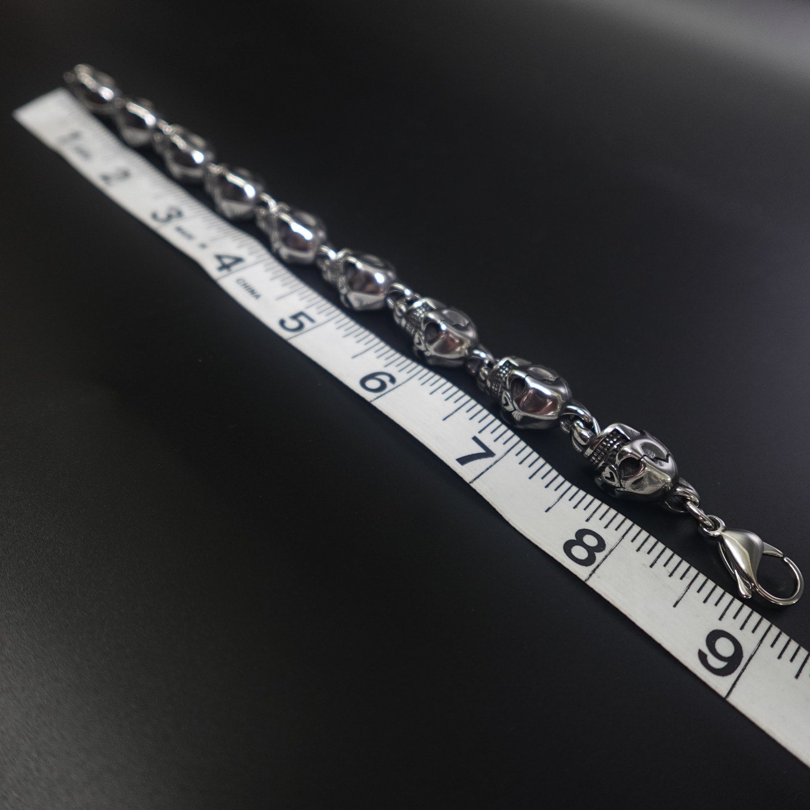 Stainless Steel Large Skull Heads Heavyweight Bracelet SBR-5303