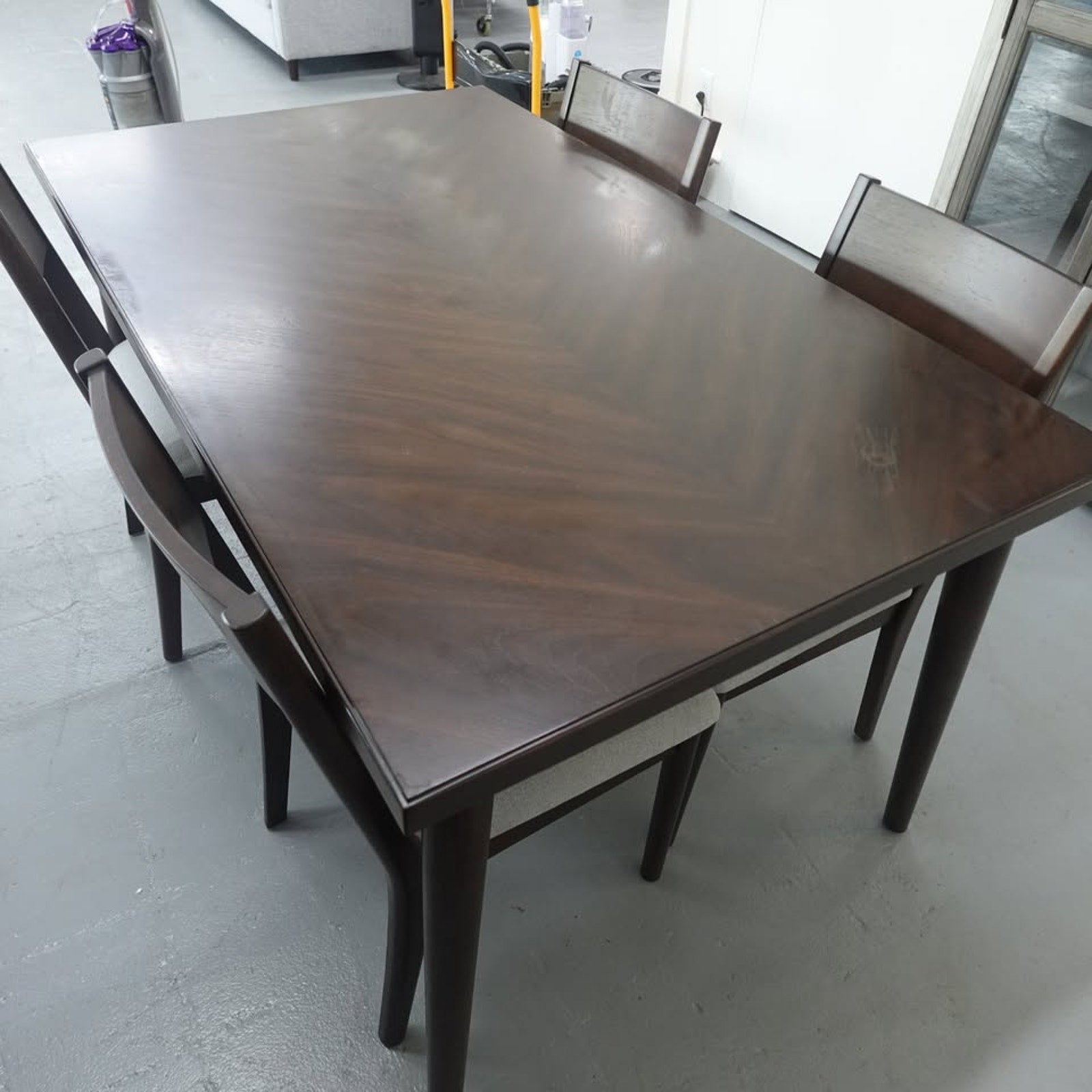 Clare Valley 5-piece Dining Table Set Scratch & Dent