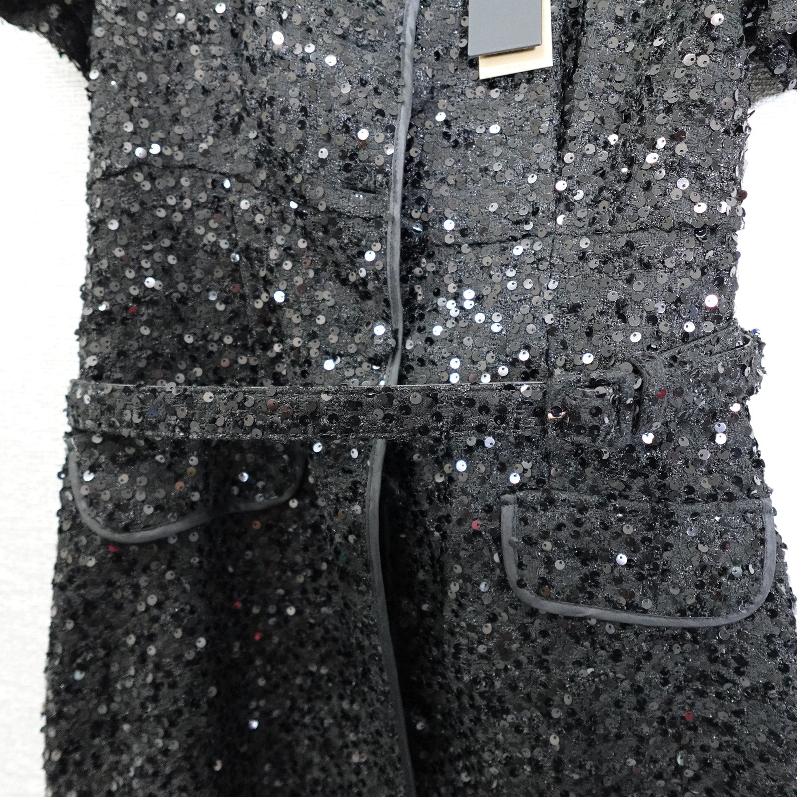 Donna Karan New York Size 8 Black Sequin Short Sleeve Button Up Belted Dress NWT