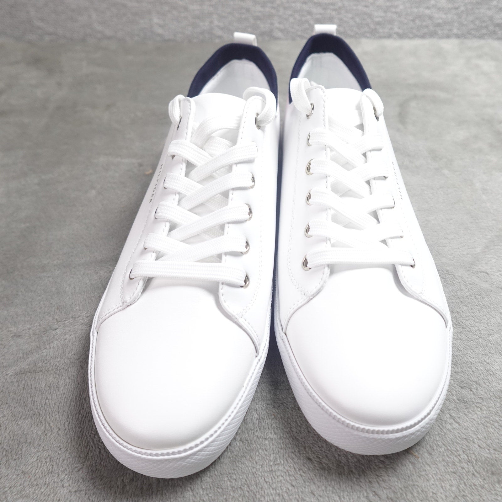 Tommy Hilfiger Lou Men's Size 10M White Multi LL Sneakers TWLOU New