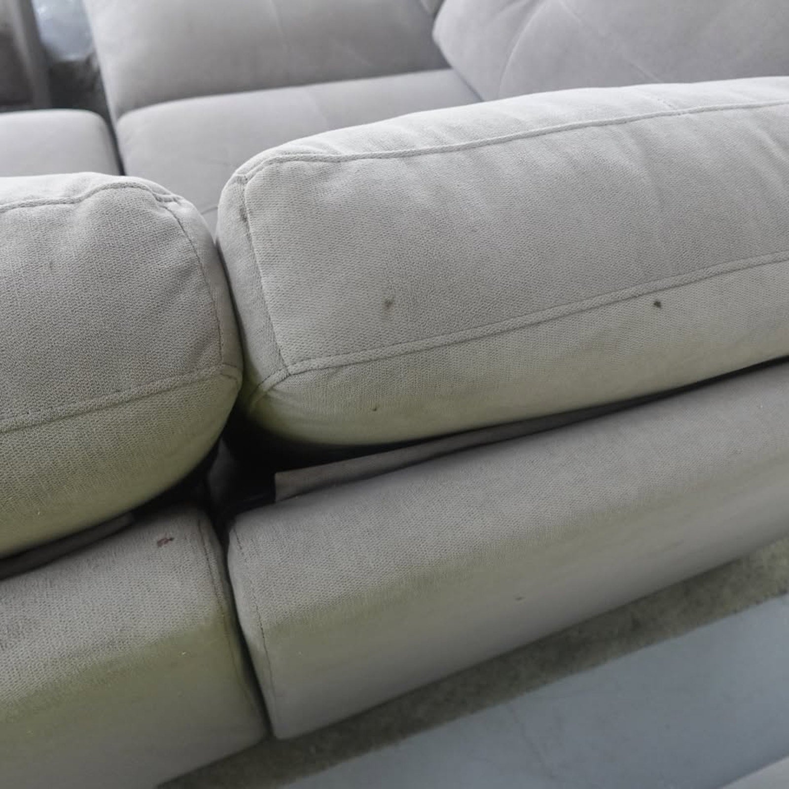 Vaughnn 6-piece Fabric Modular Sectional with Storage Gray