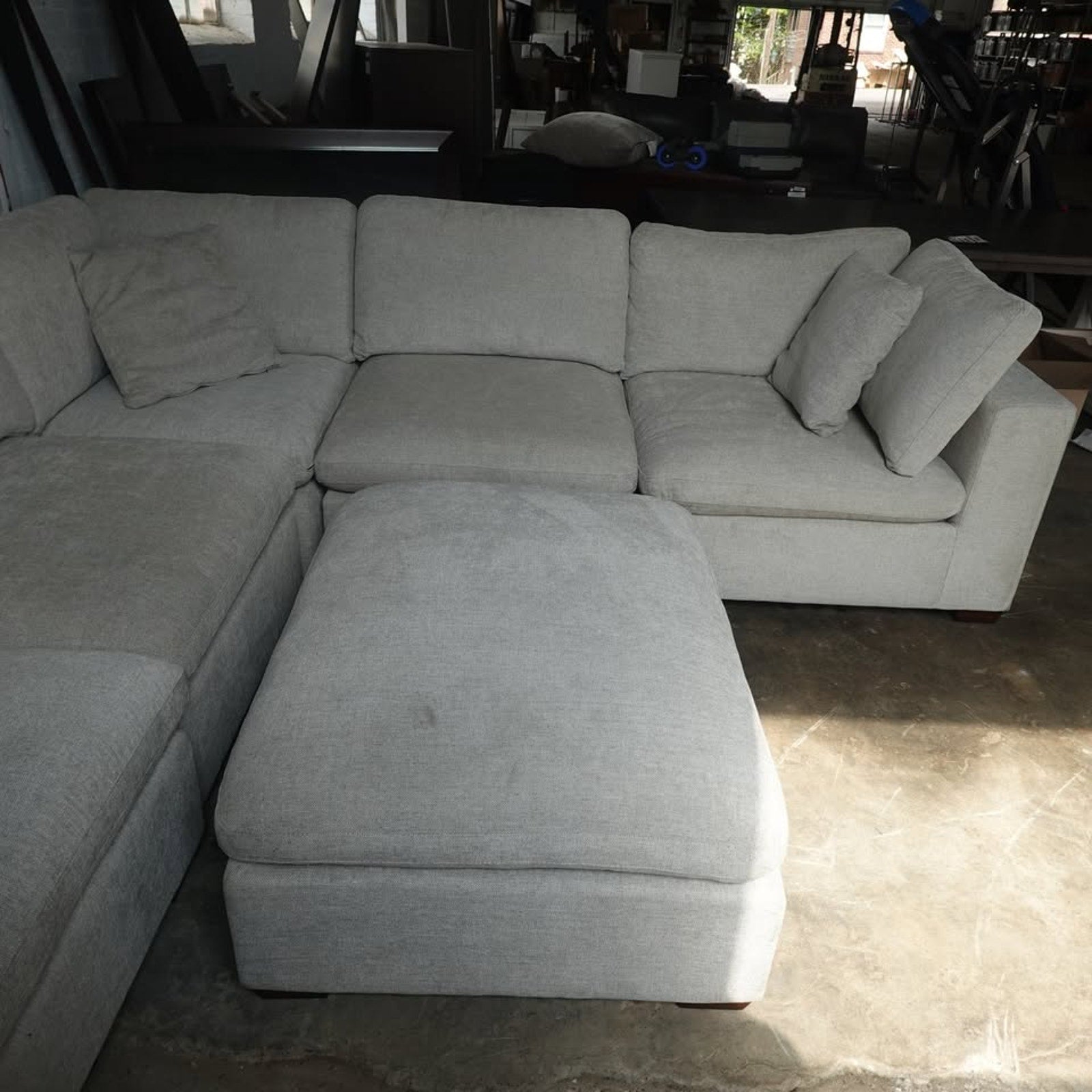 Thomasville Lowell 6-piece Modular Sectional Light Gray