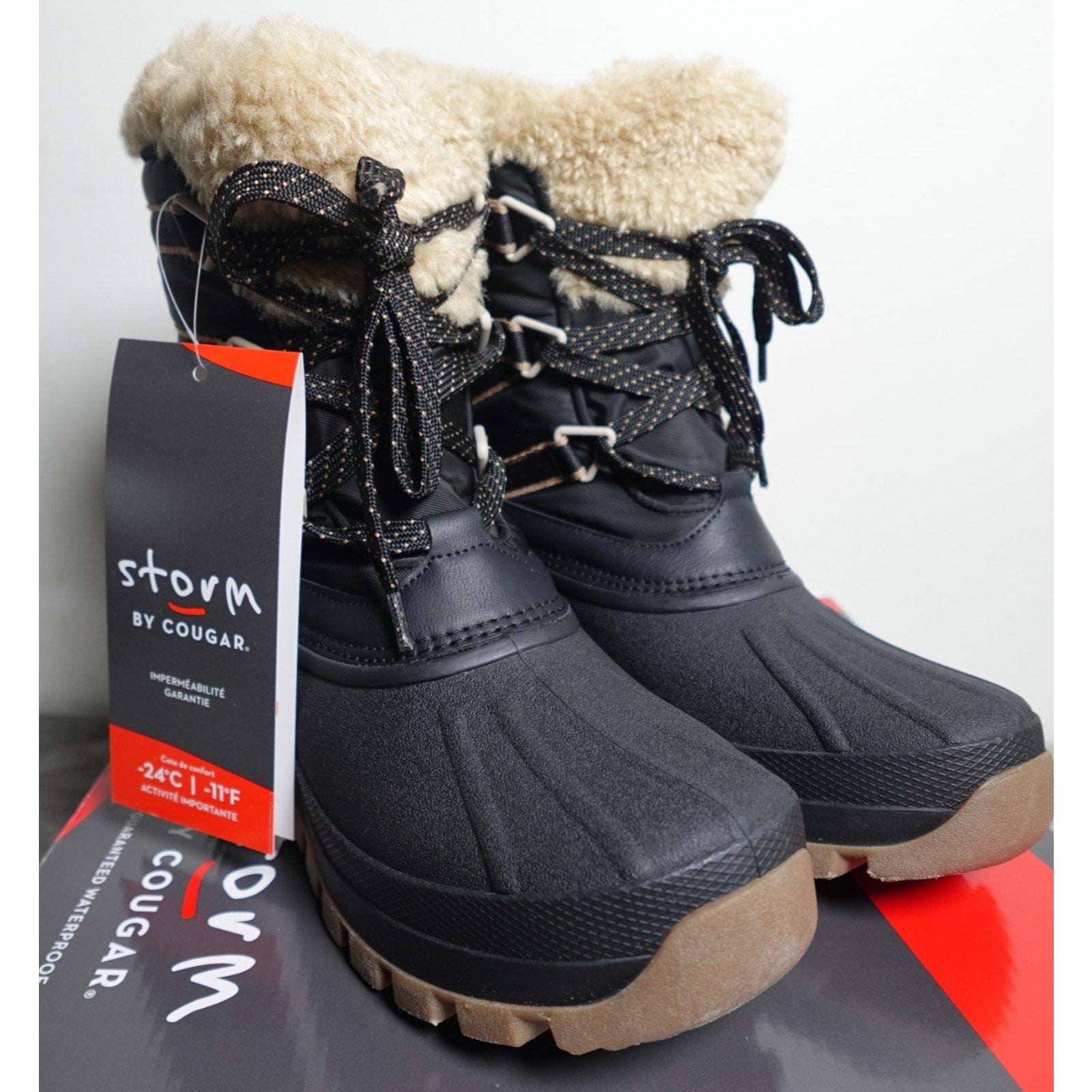 New Cougar Fresno Women’s Black Nylon Lace‑Up Snow Boots Size 8M Faux Fur Waterp