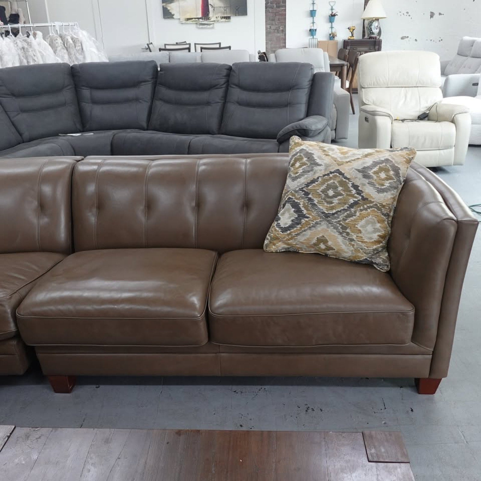 Bellevue Top Grain Leather 3 piece Sectional