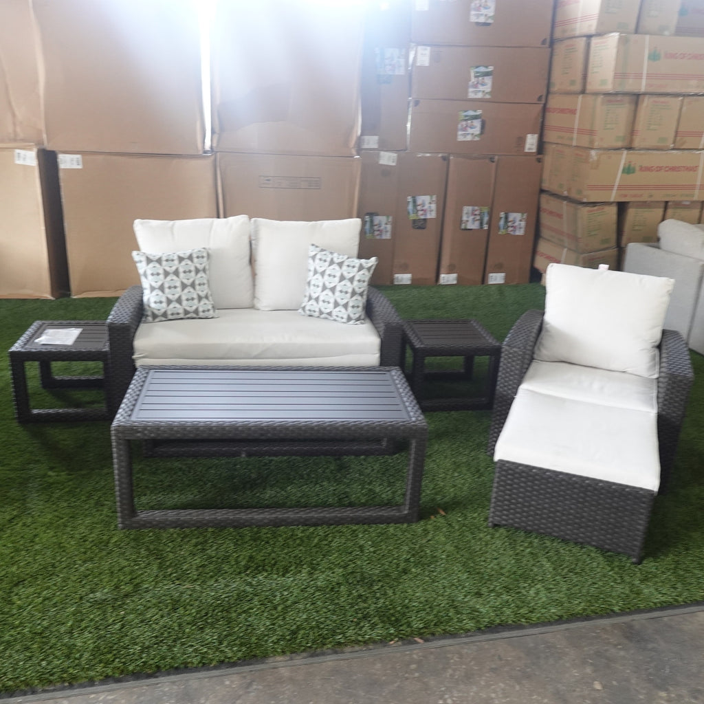 Sunvilla Outdoor Patio Set – 5 Piece (NEW) – $1,099 OBO
