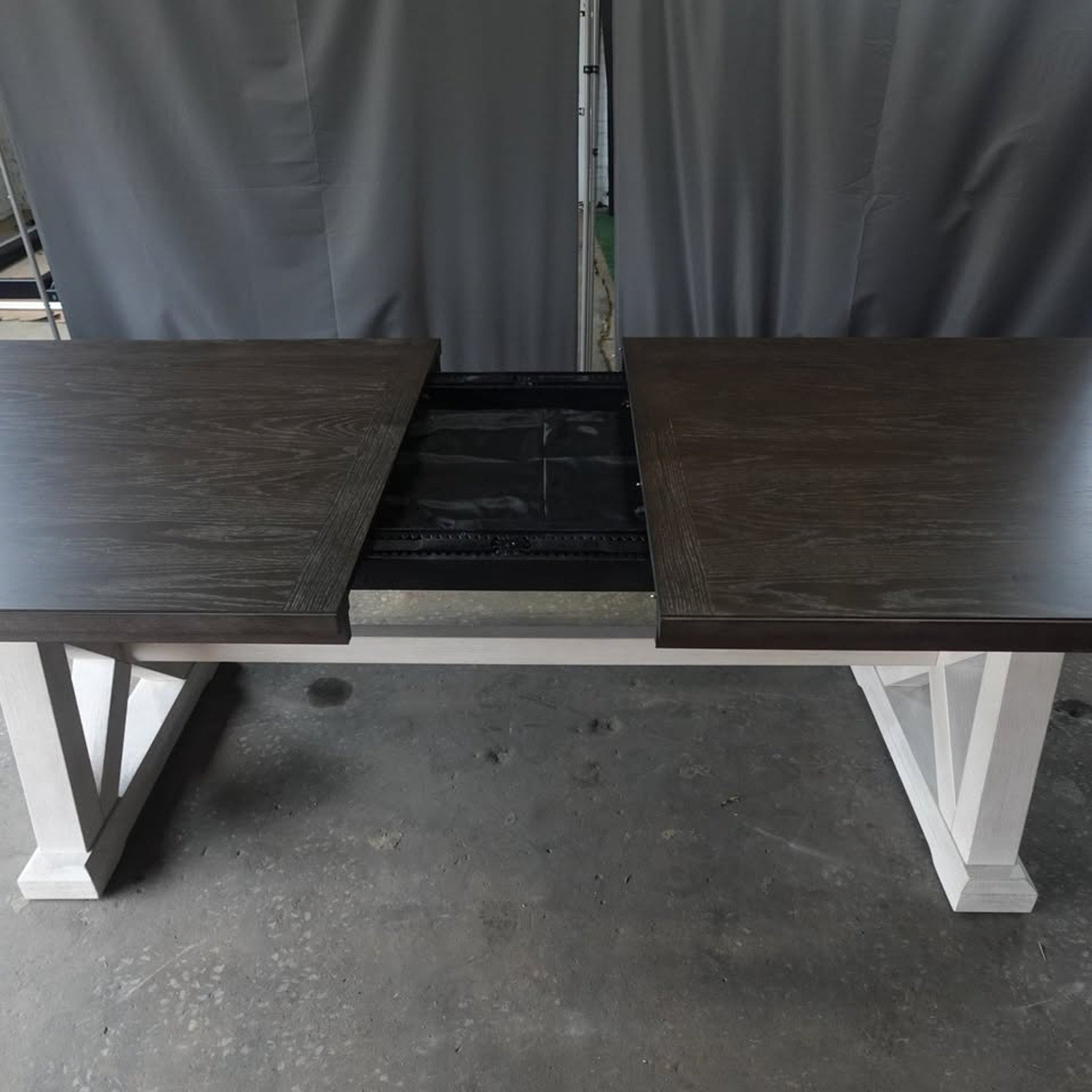 New Port Dining Table (Table Only)