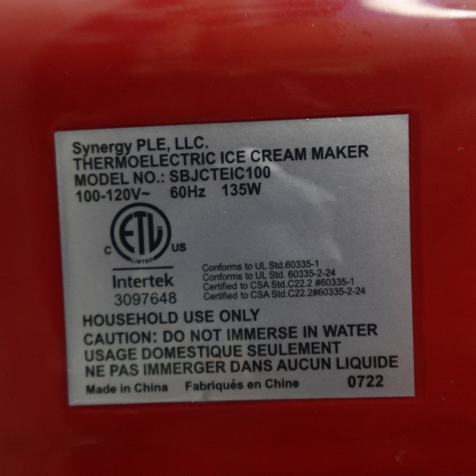 Blue Jean Chef 1 Qt Thermoelectric Ice Cream Maker Red Model SBJCTEIC100 NEW
