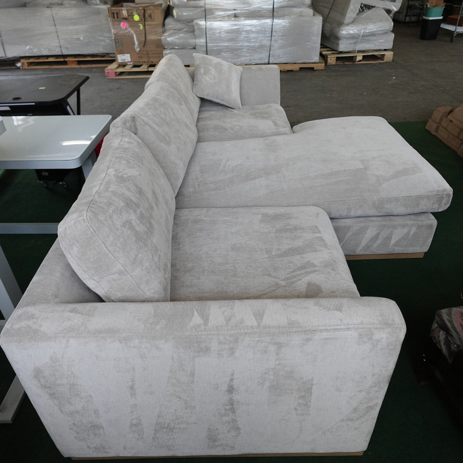 Henredon Caley Reversible Sofa Chaise Soft Comfy Fabric