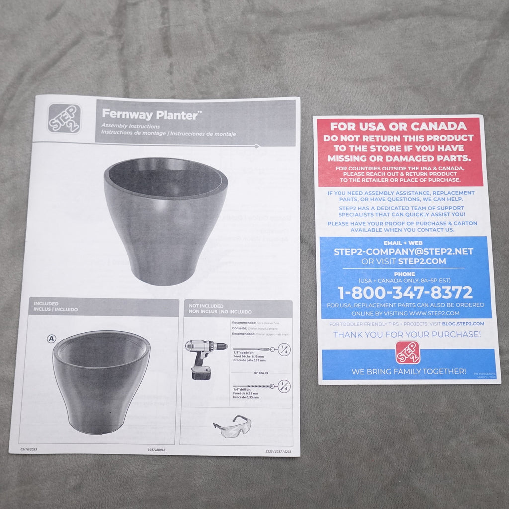 Step2 Fernway Planter Outdoor Resin Flower Pot Stone Gray NEW