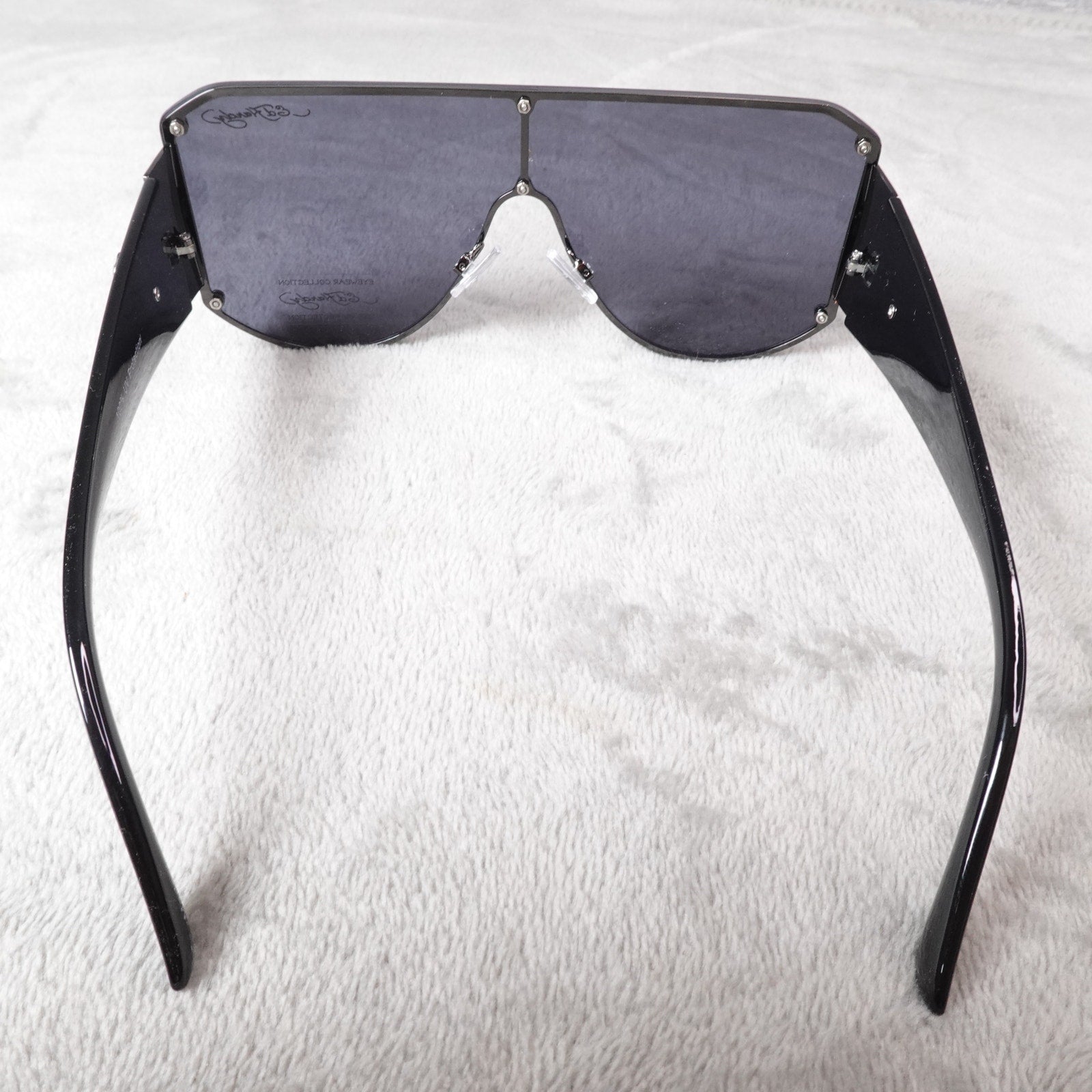 Ed Hardy Fatal Attraction Shield Sunglasses Skull Crossbones Y2K UV400 NEW