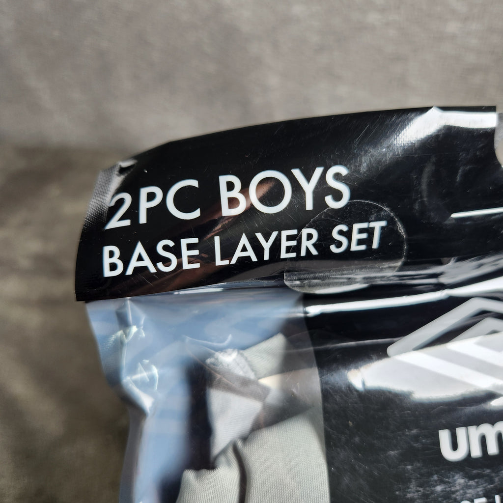 Umbro Boys Size 6/7 New 2 Piece Base Layer Set w/ Gray Blue Logo