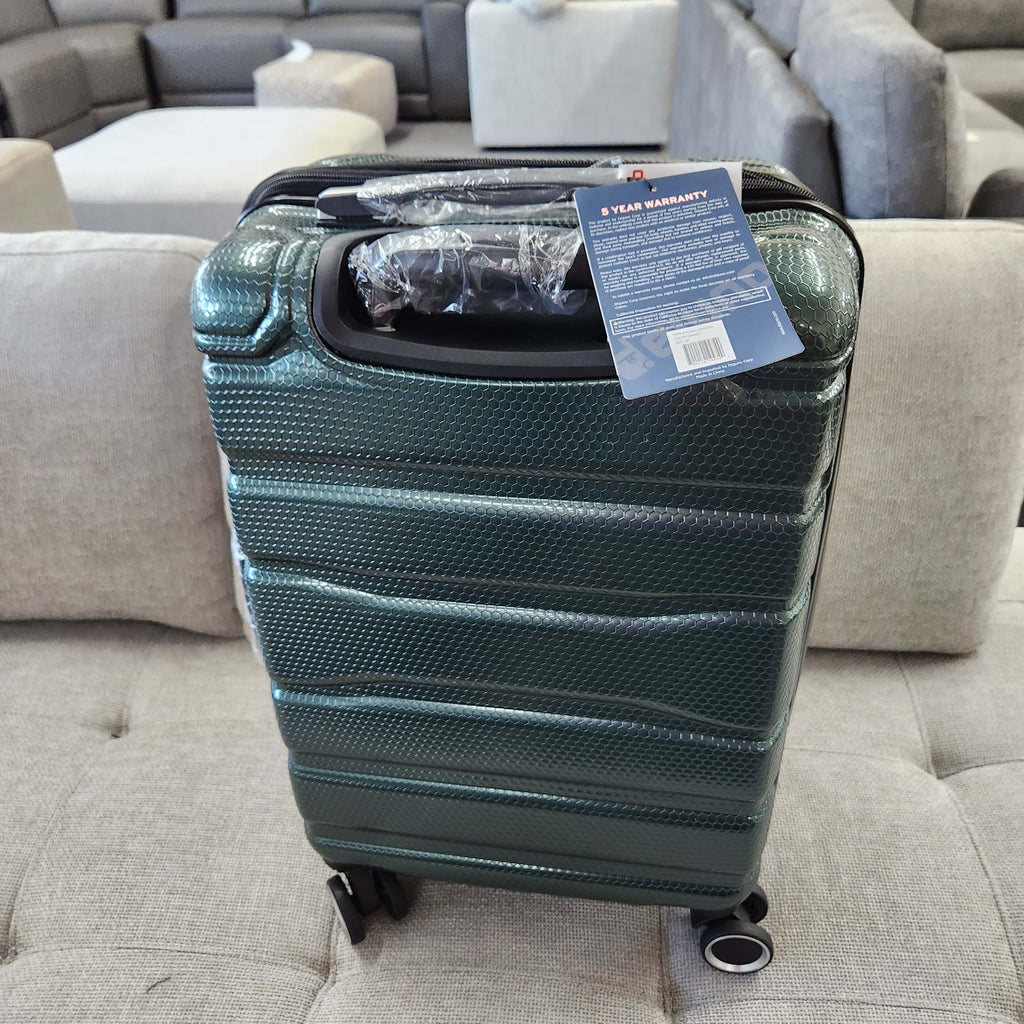 Dejuno Yukon 3-Piece Hardside Luggage Set Green New