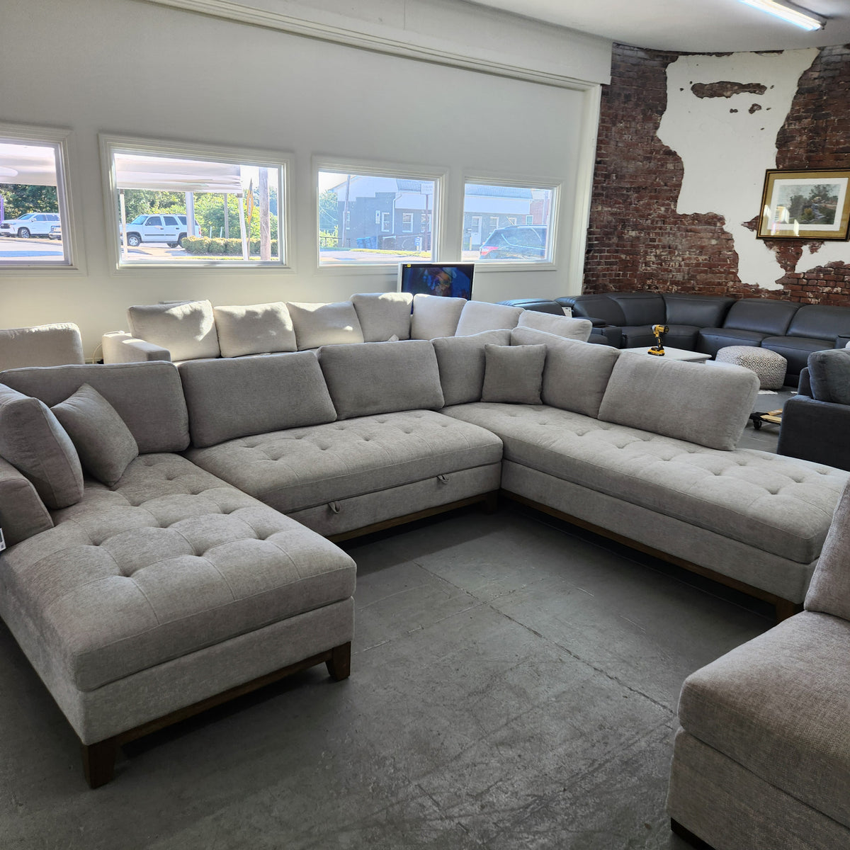 Thomasville Tavish Fabric Sectional with Storage