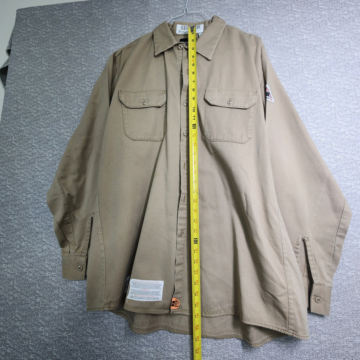 Bulwark Men's Protective Apparel FR Button Up Work Shirt Tan XL Flame Resistant NFPA 2112  Preowned