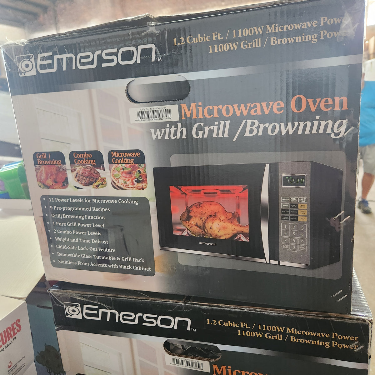 Emerson Microwave Oven with Grill /Browning model MWG9115SB